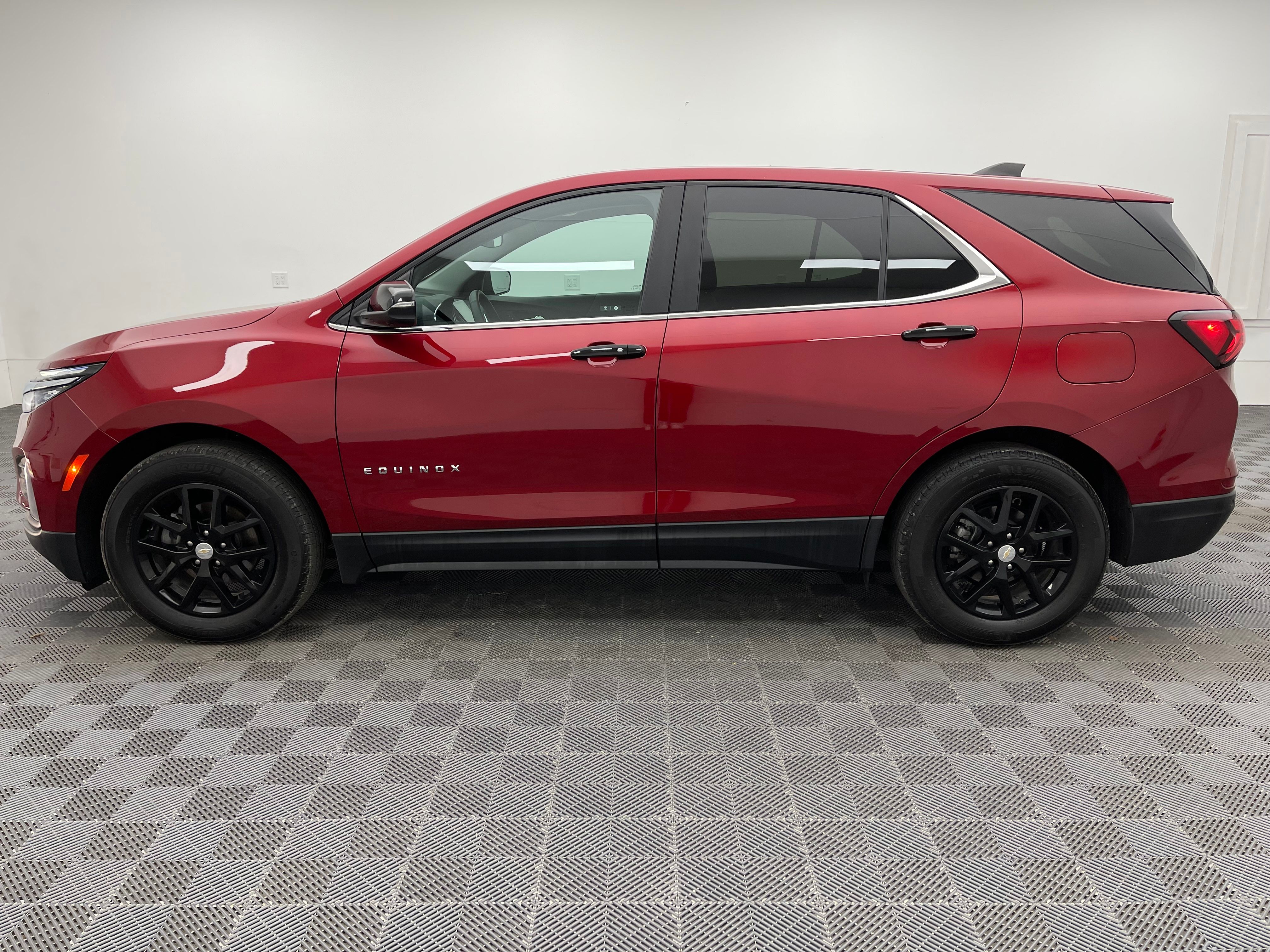 Used 2023 Radiant Red Tintcoat Chevrolet LT image 12