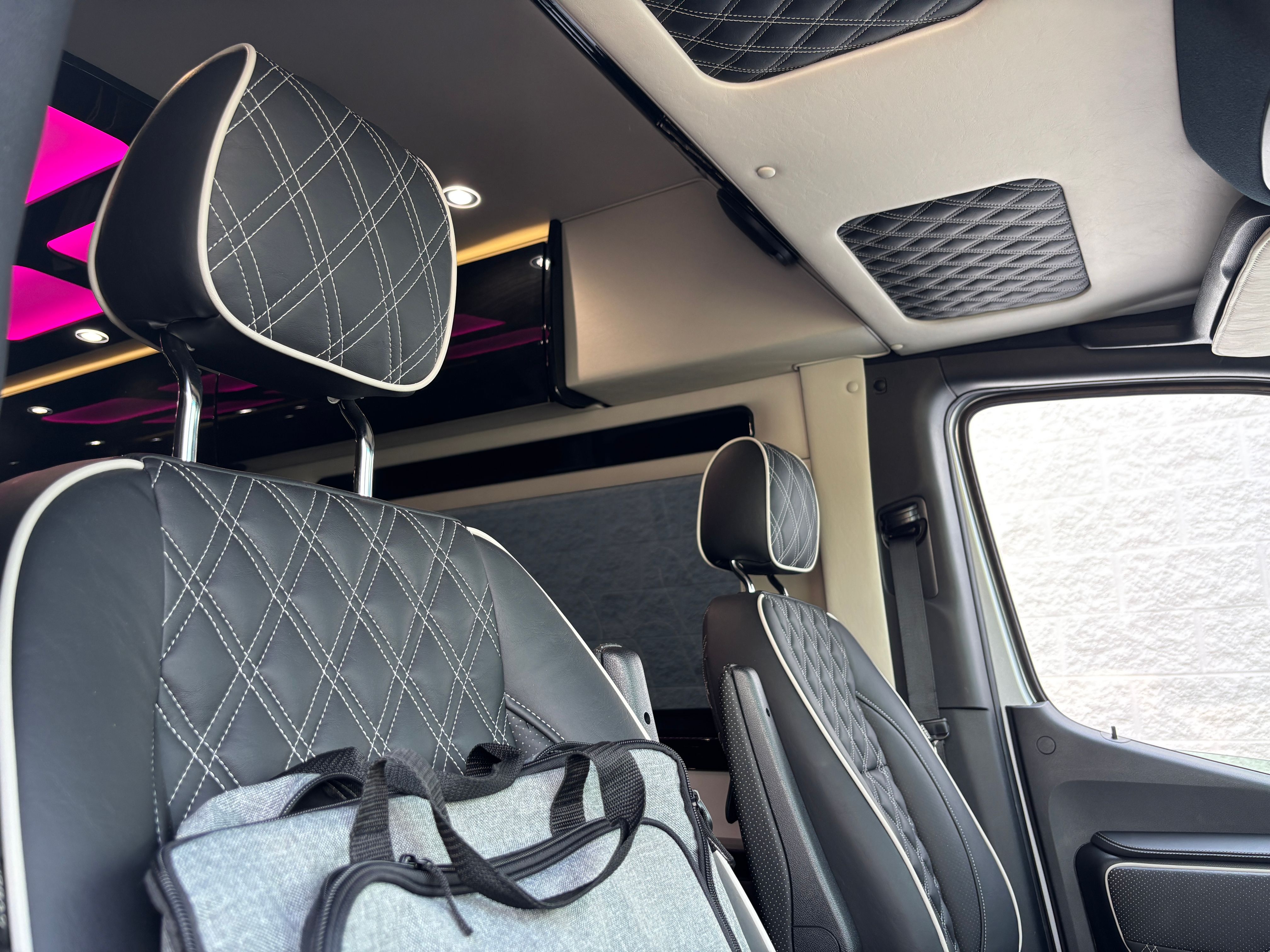 New 2027 Silver Mercedes-Benz Discovery Touring image 21