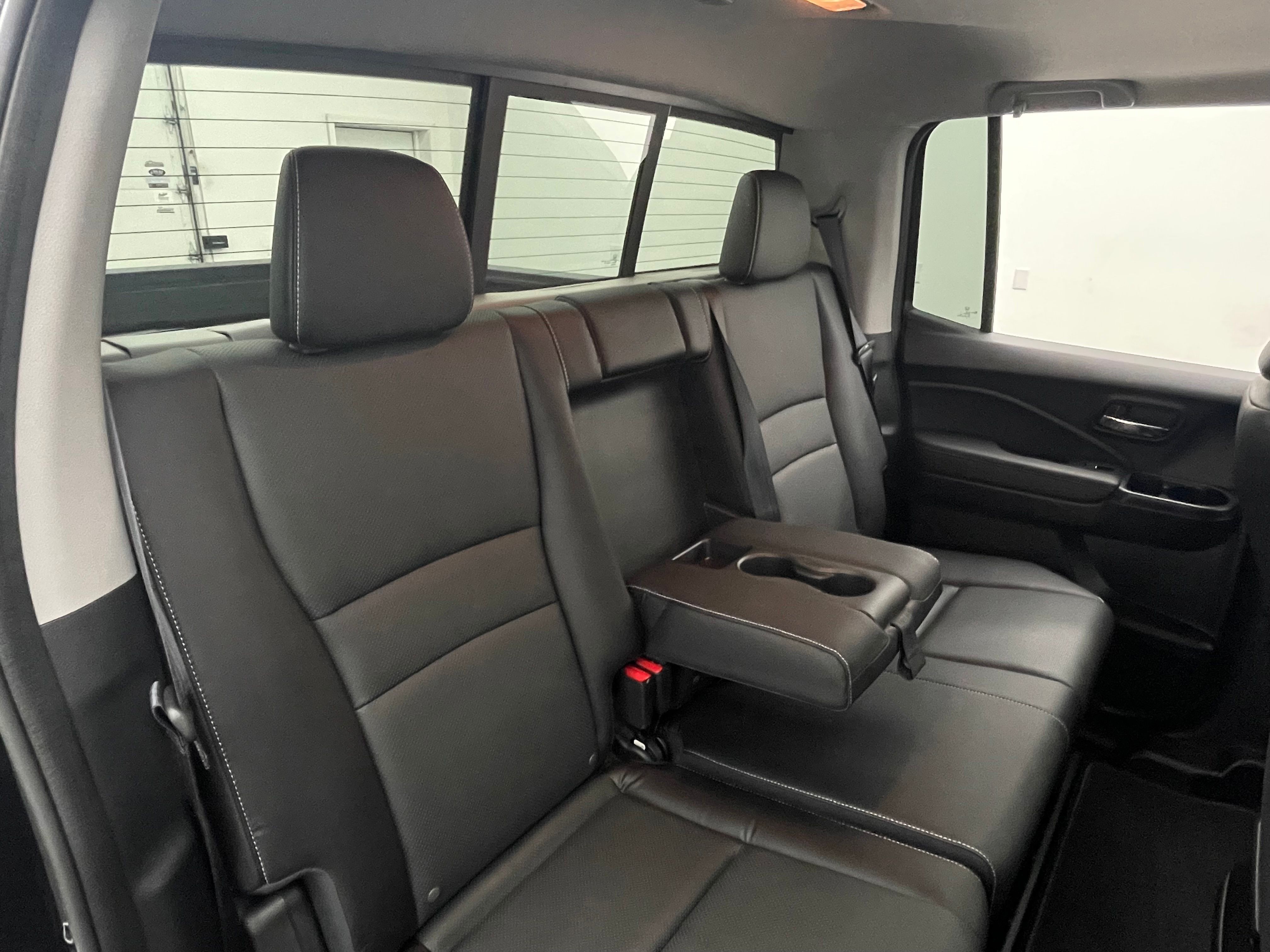 Used 2025 Crystal Black Pearl Honda RTL image 33