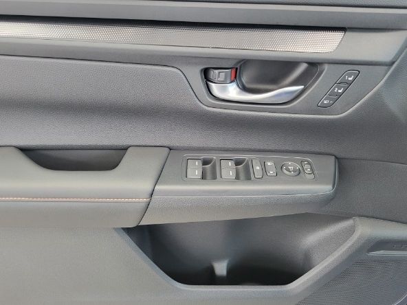 2025 Honda CR-V Hybrid Sport-L photo