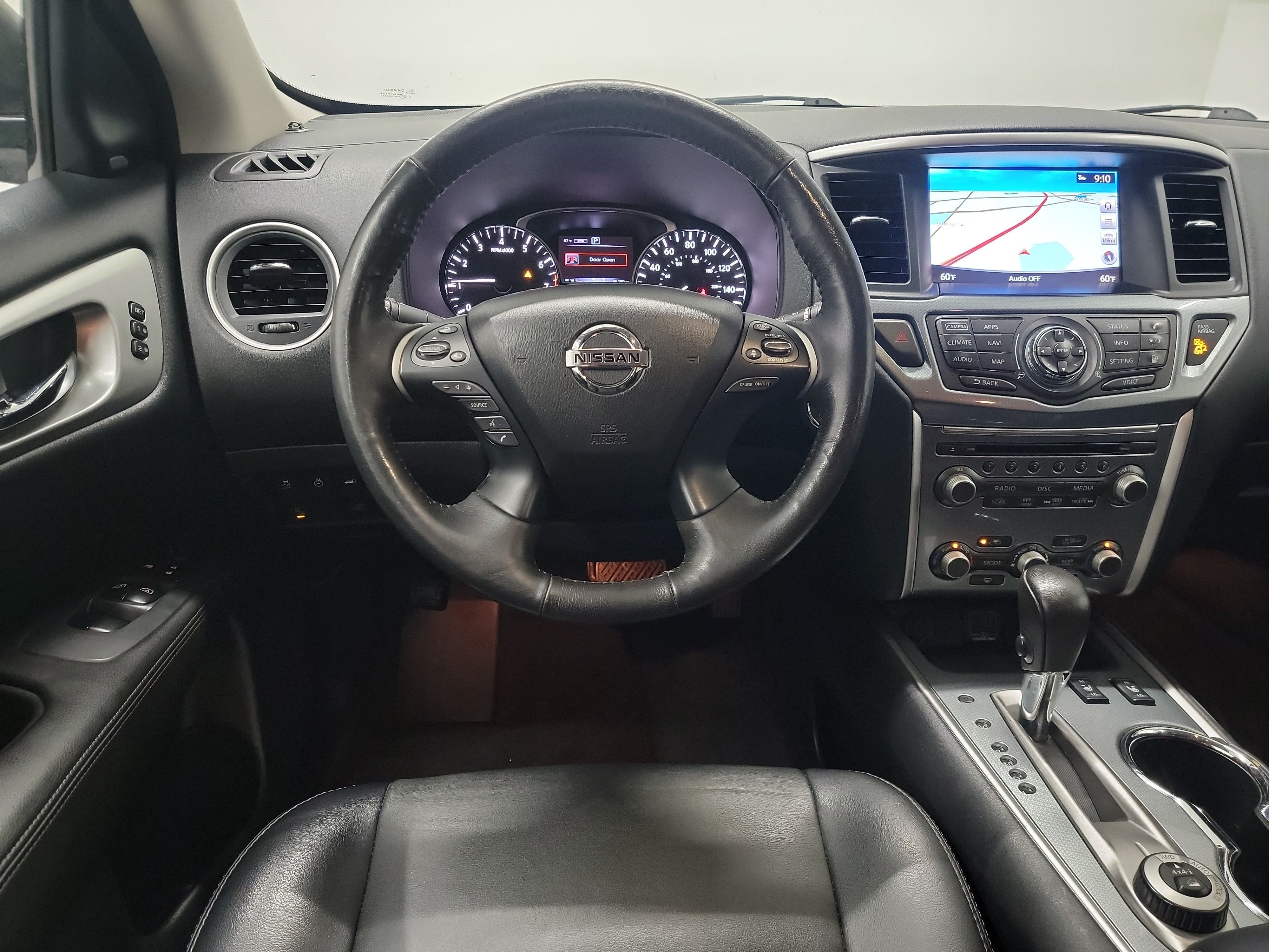 2019 Nissan Pathfinder SL photo