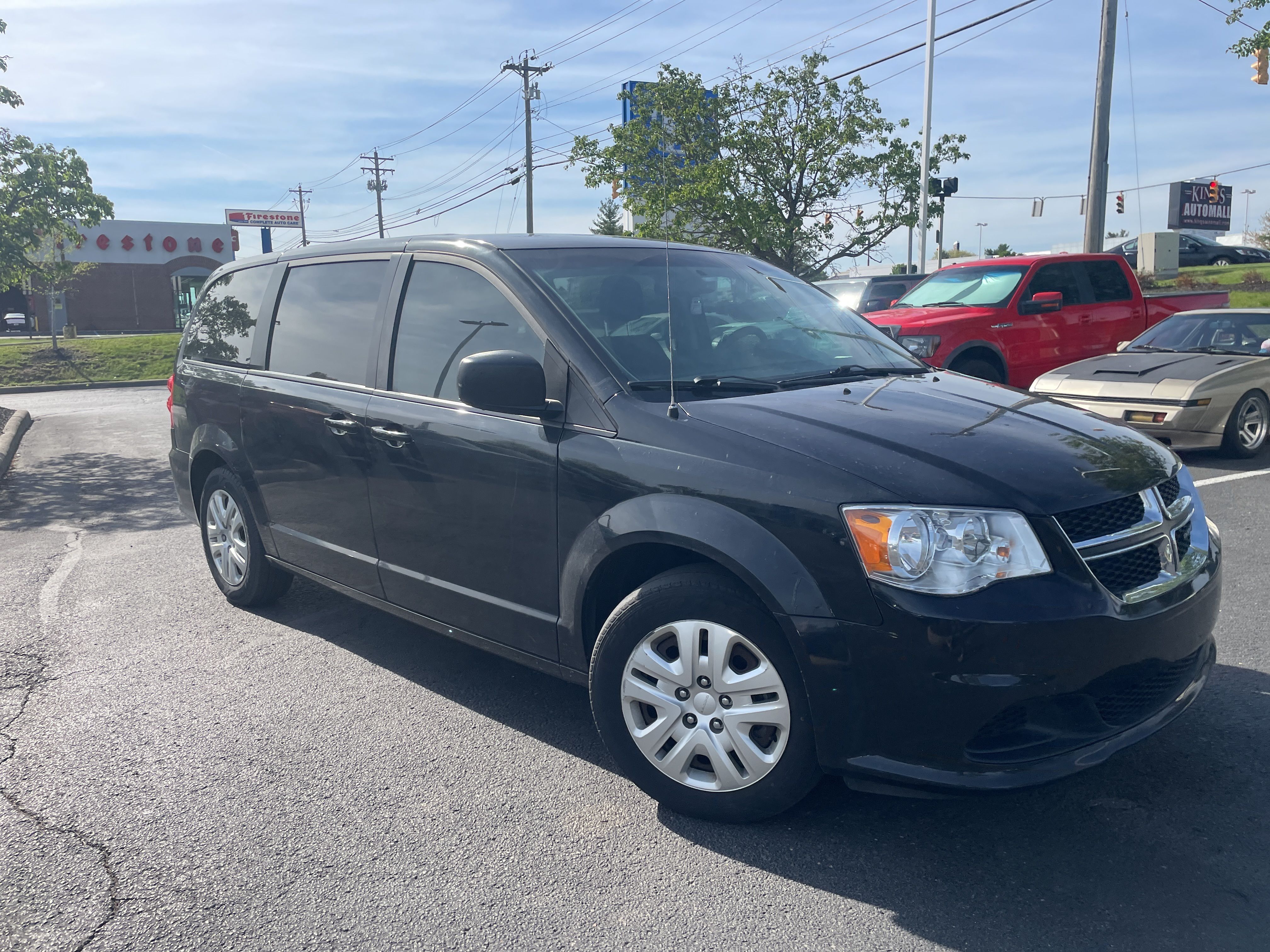 2018 Dodge Grand Caravan SE photo
