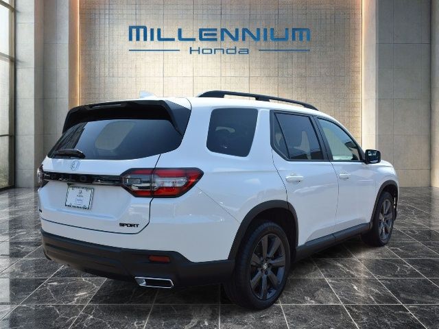 Used 2025 Honda Pilot SUV