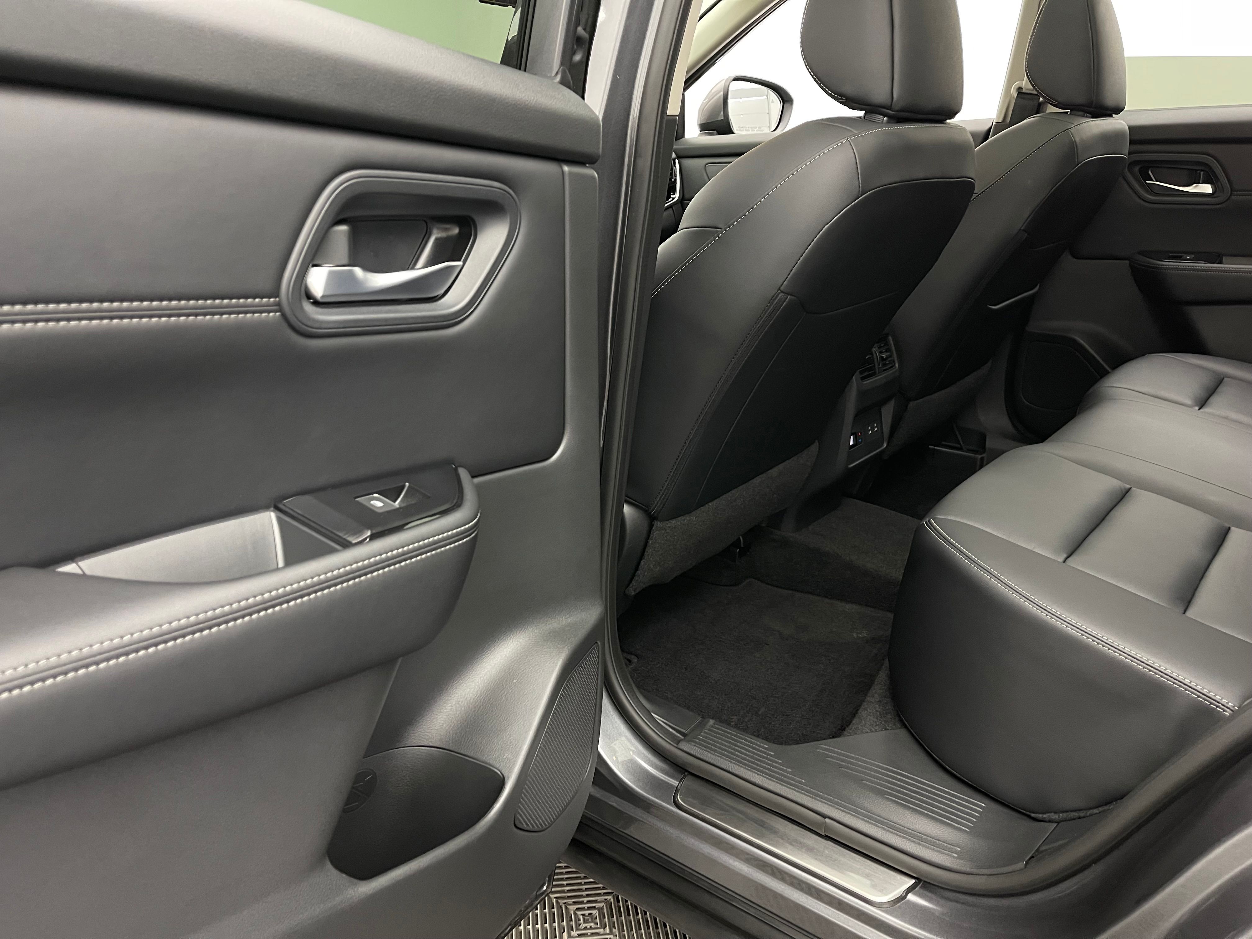 Used 2024 Gun Metallic Nissan SL image 42