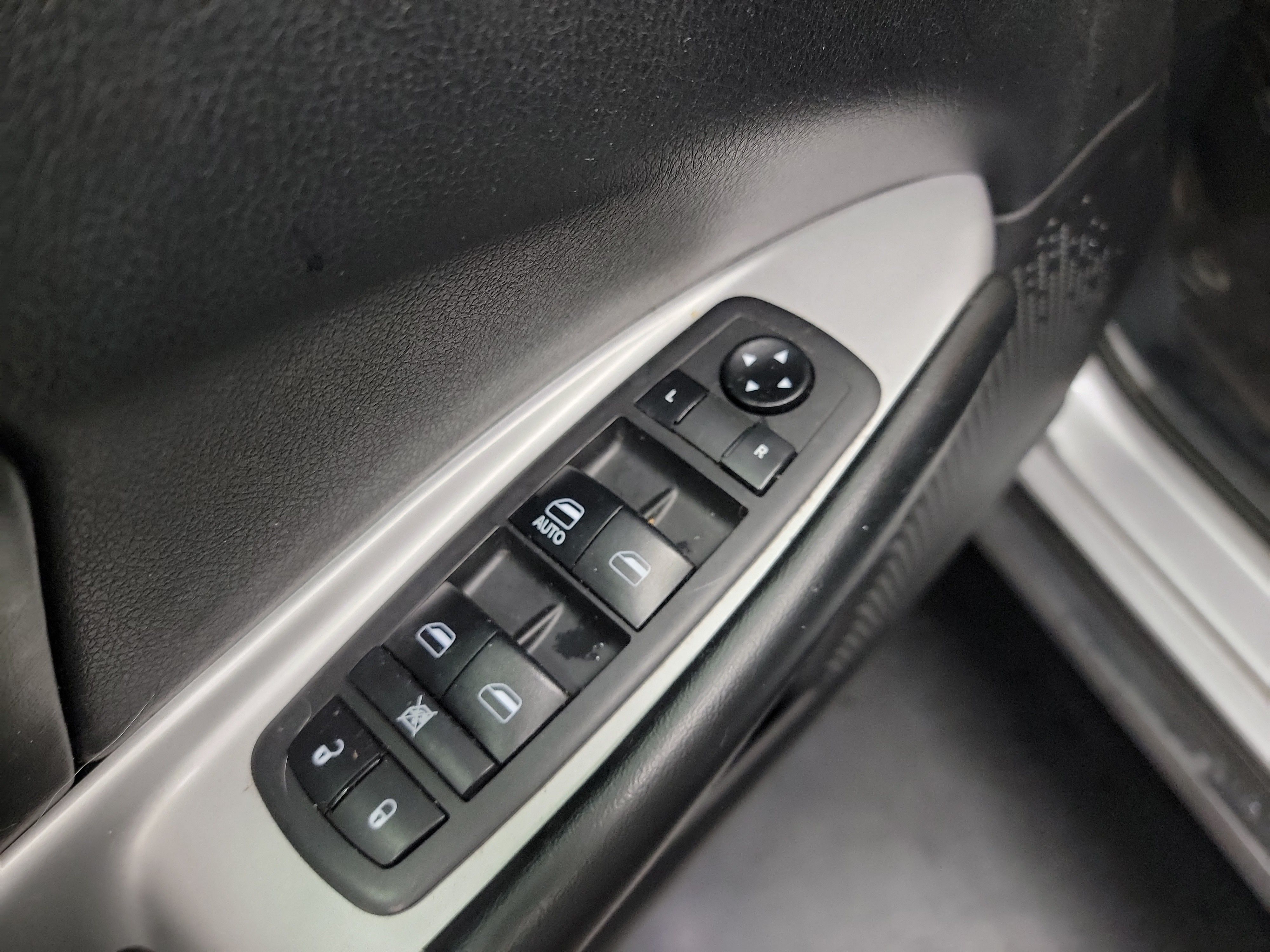 2018 Dodge Journey SE photo