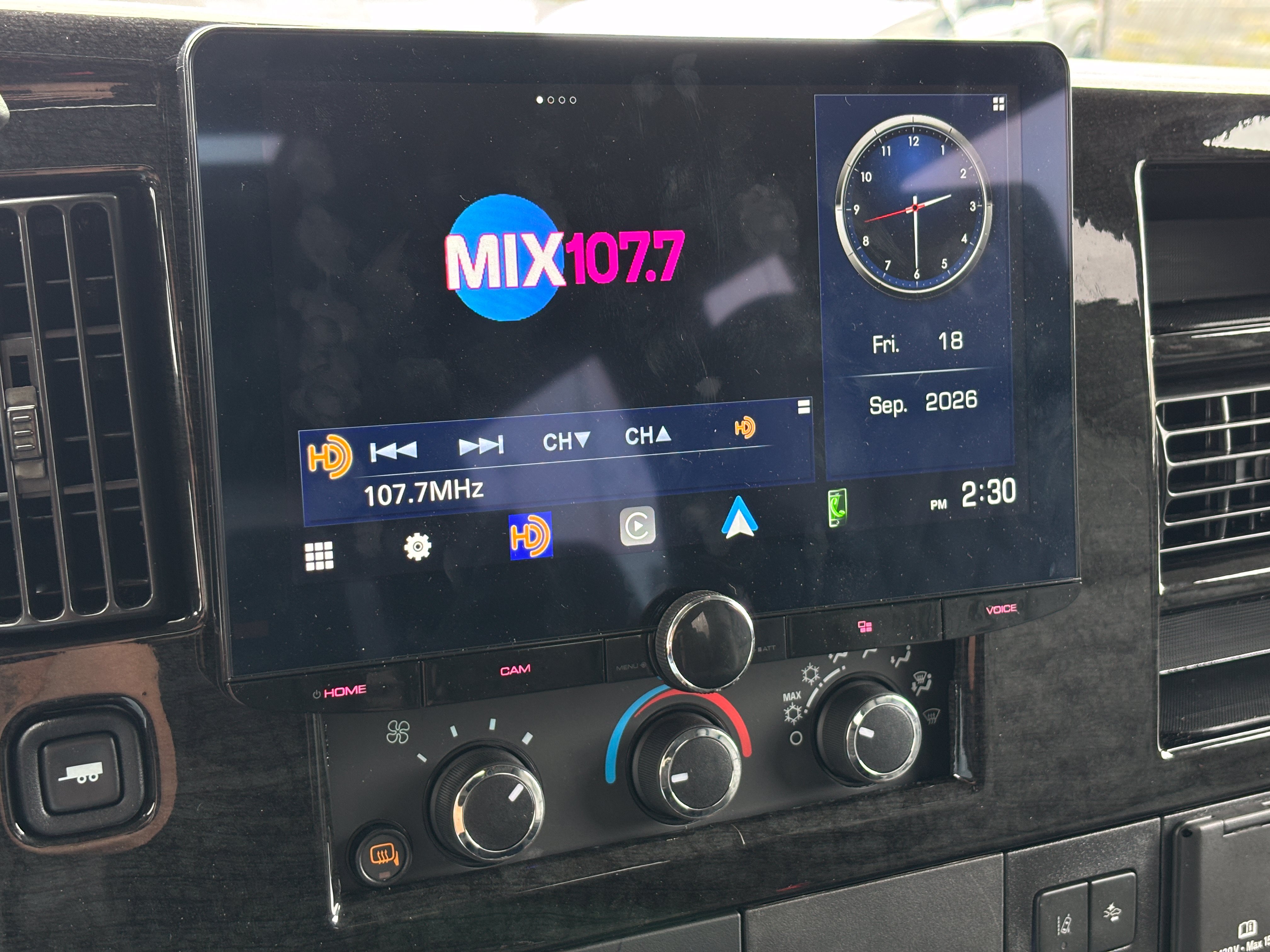 New 2026 Special Exterior Color GMC Explorer Limited SE image 29