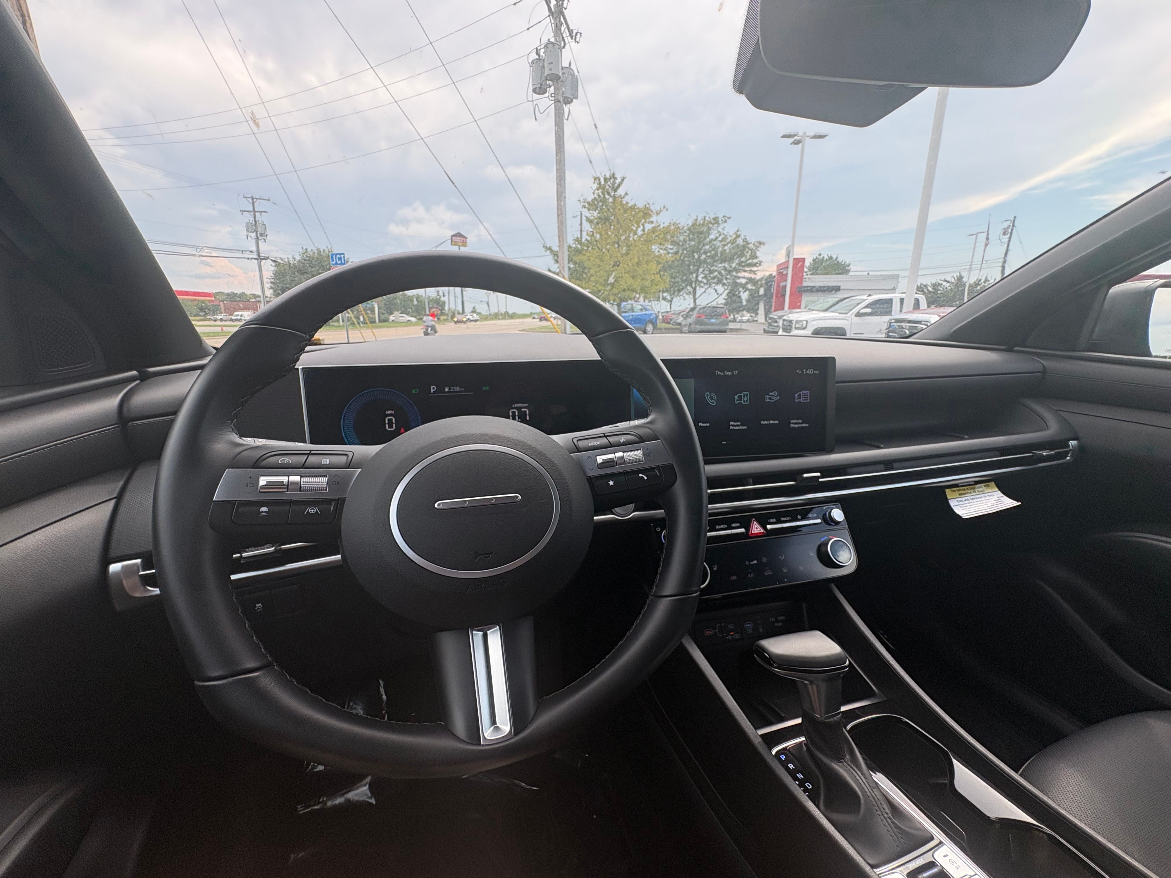 Used 2025 Rockwood Green Hyundai XRT image 9