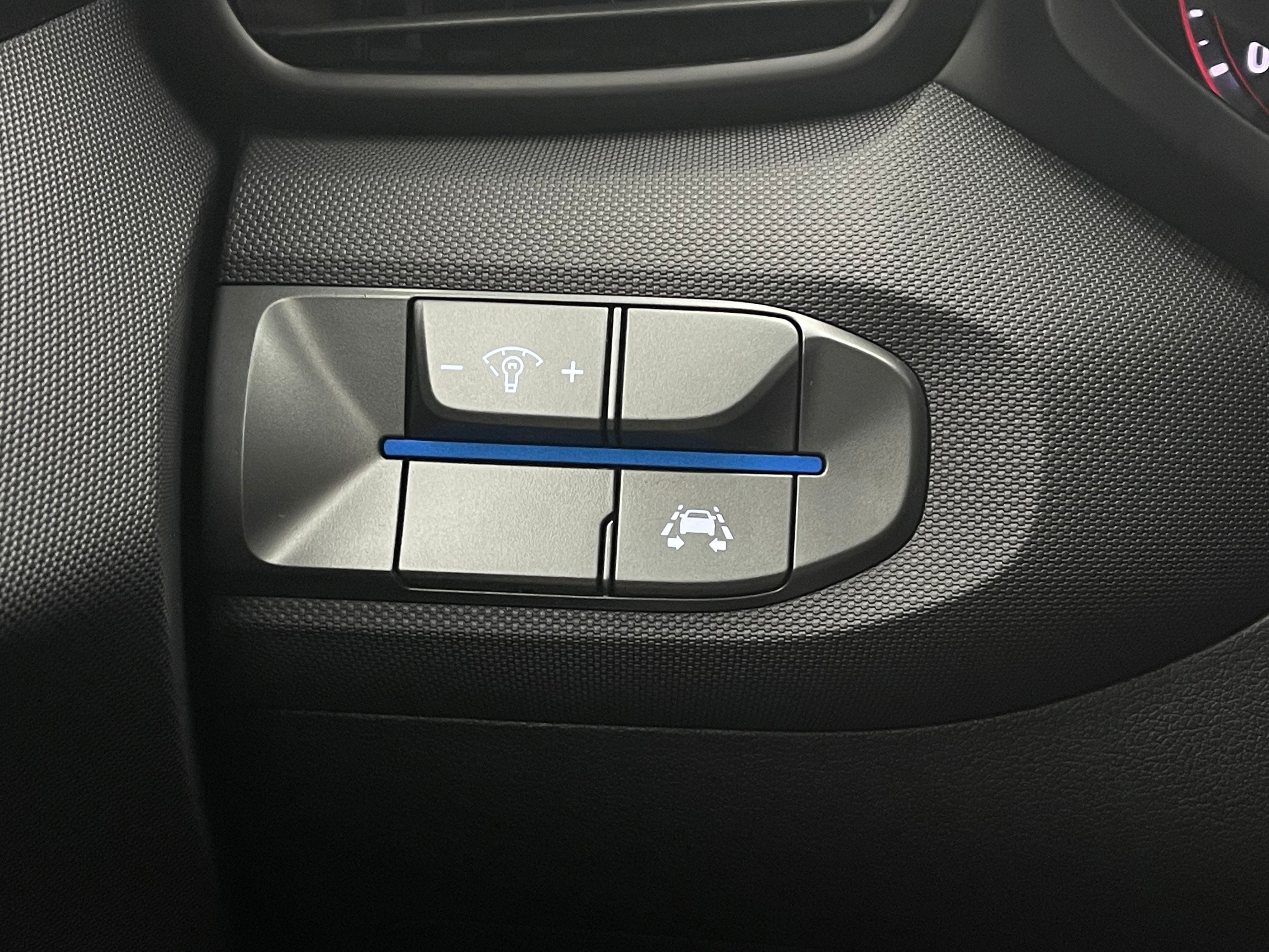 Used 2019 Ultra Black Pearl Hyundai 2.0 image 20