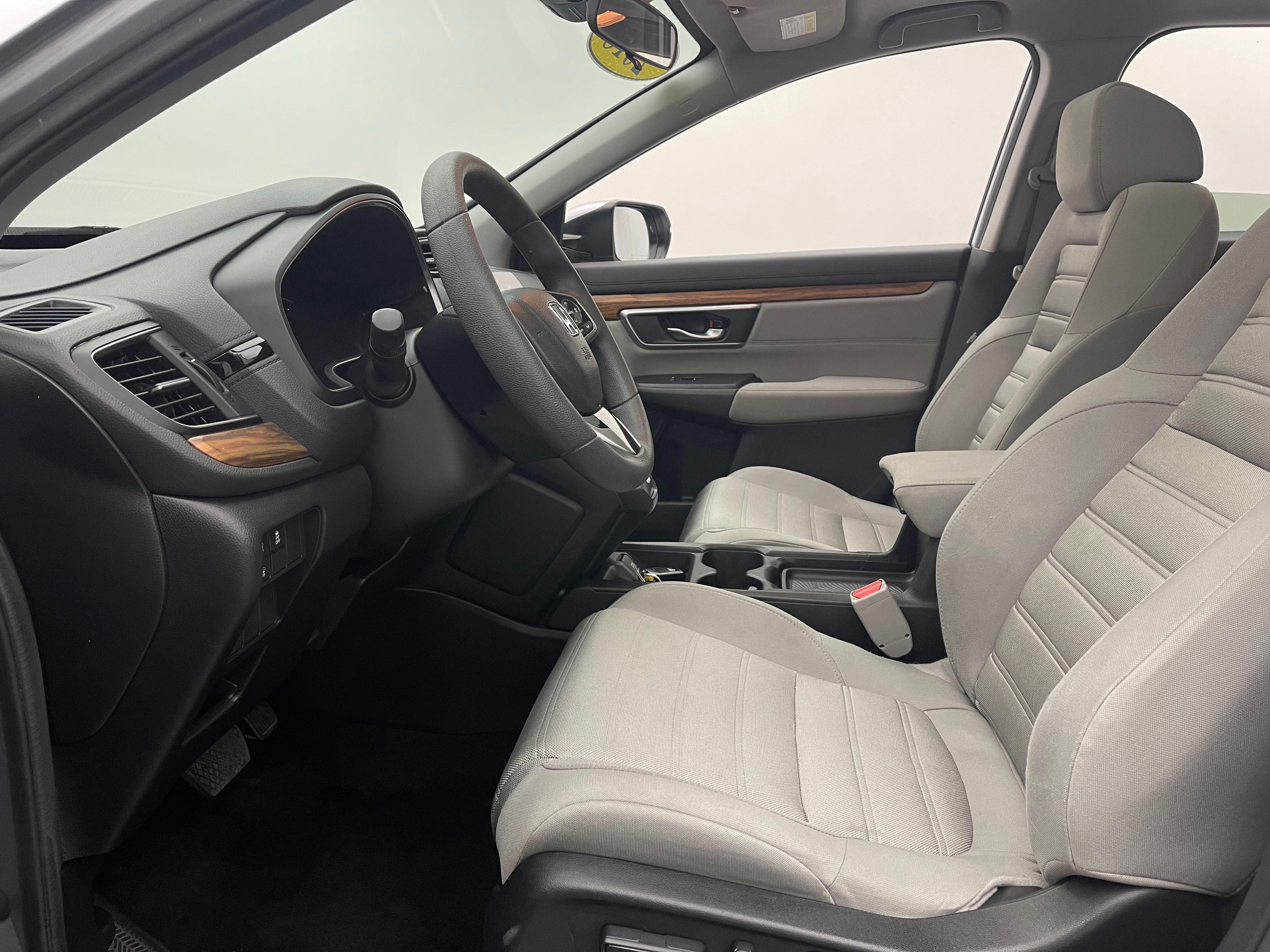 Used 2018 Silver Honda EX image 17