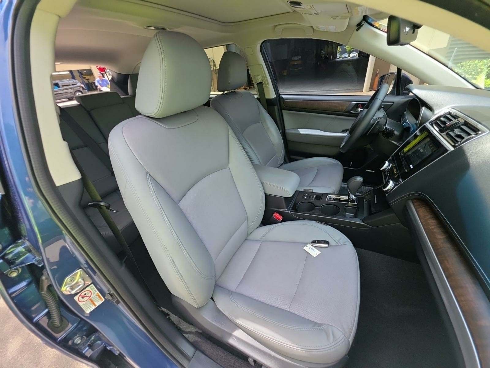 2019 Subaru Outback 2.5i photo