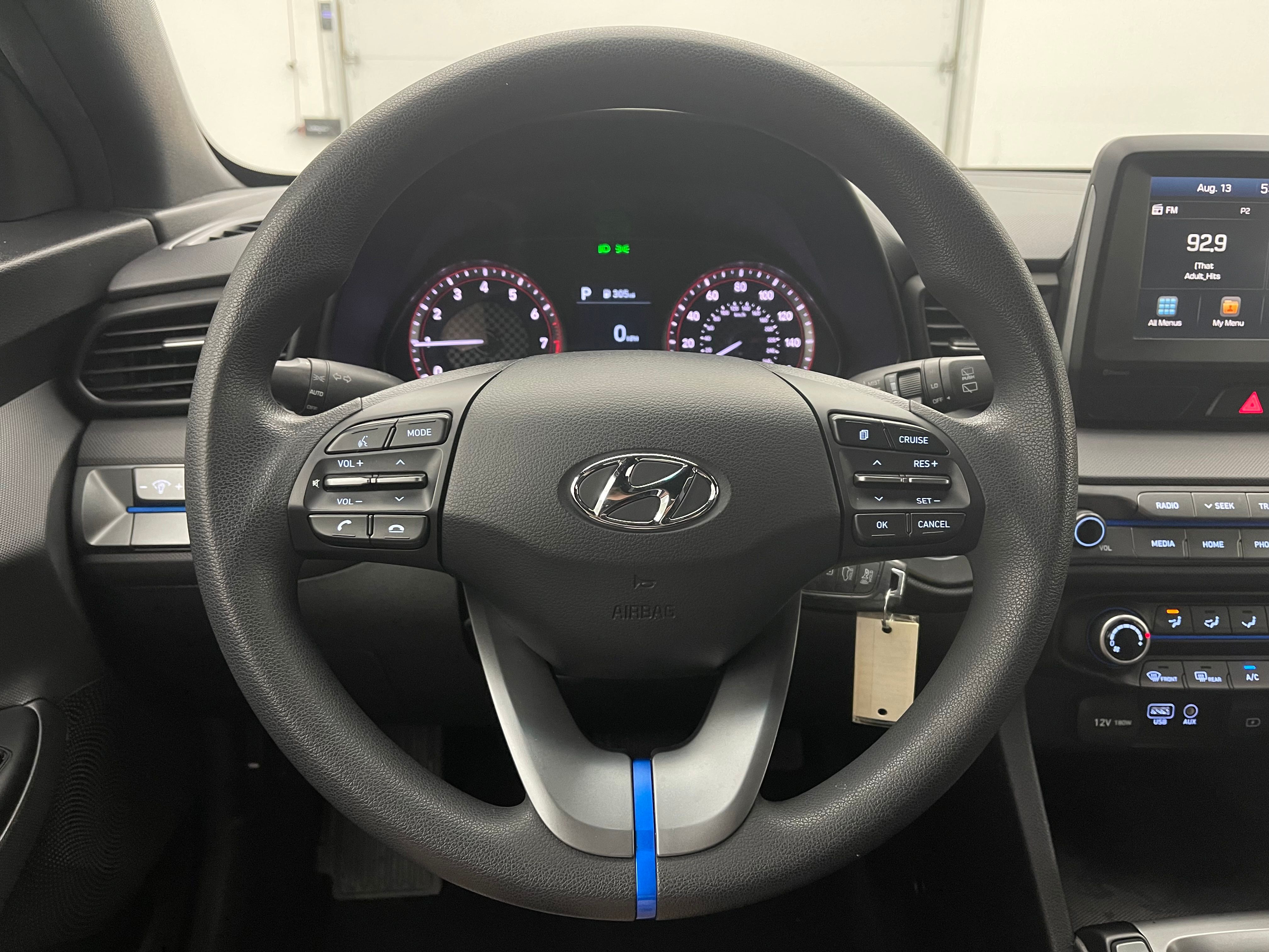 Used 2019 Ultra Black Pearl Hyundai 2.0 image 17