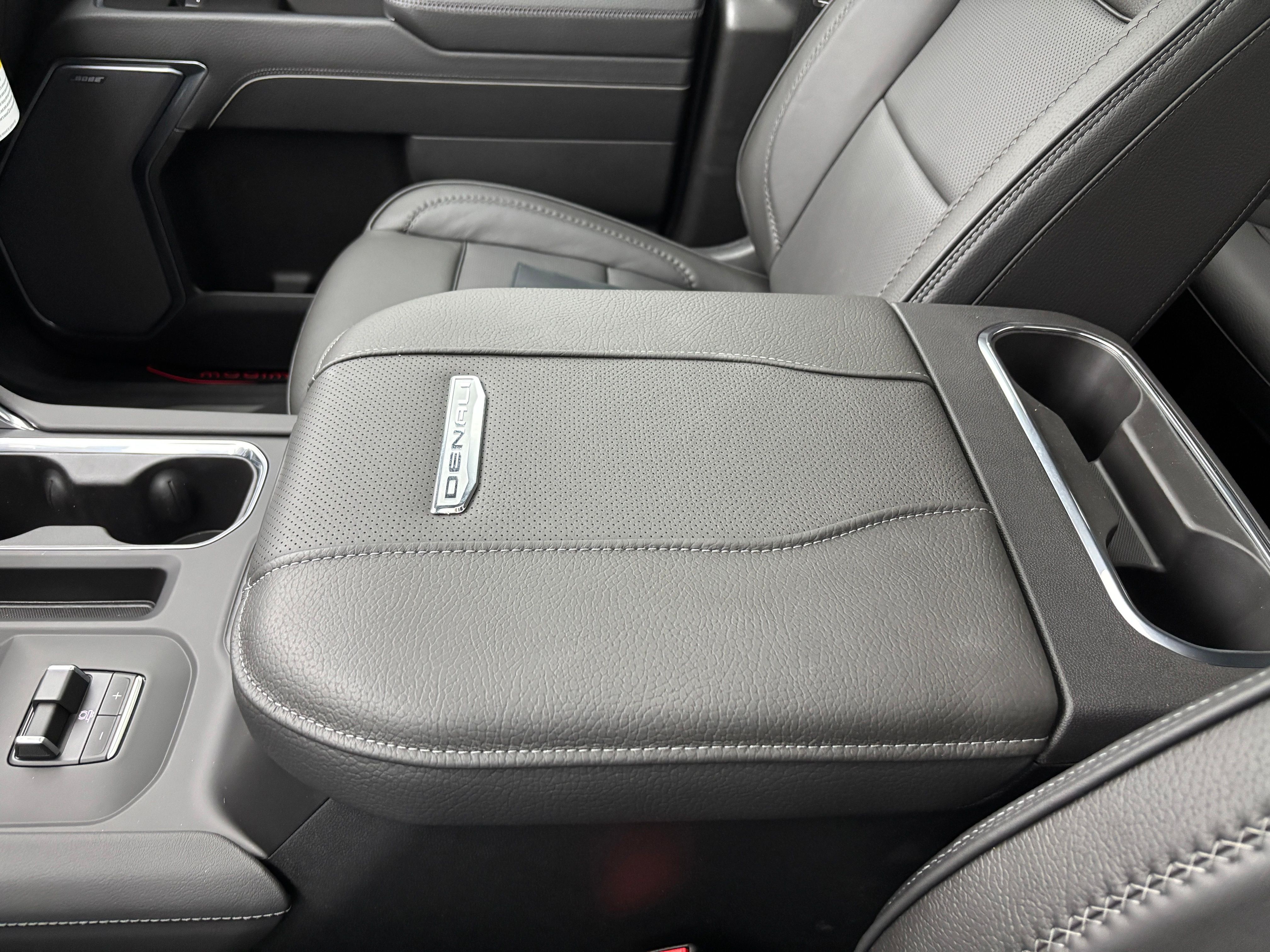 New 2026 Glacier White Tricoat GMC Denali image 35