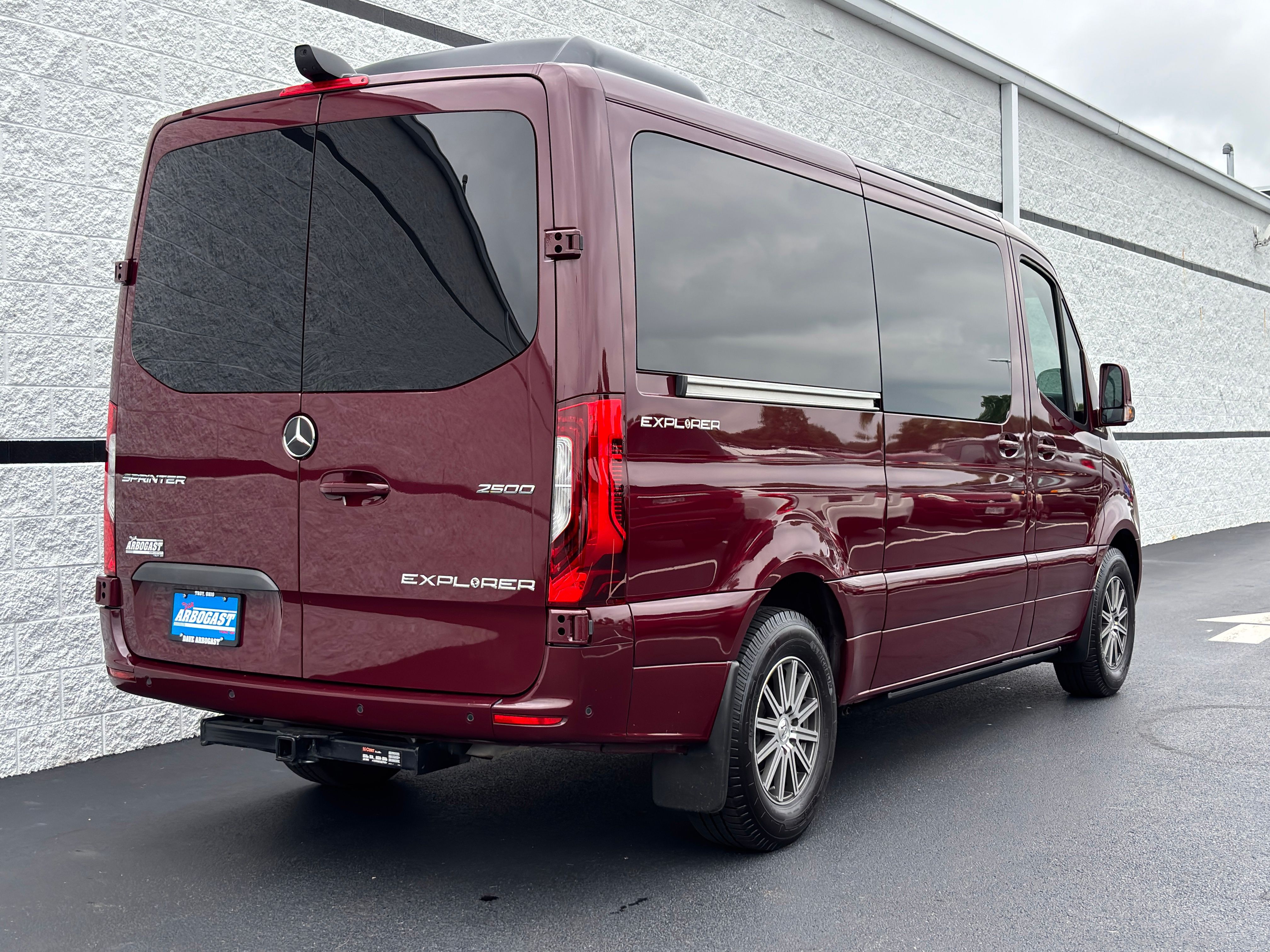 Used 2024 Maroon Mercedes-Benz Explorer Limited SE image 10
