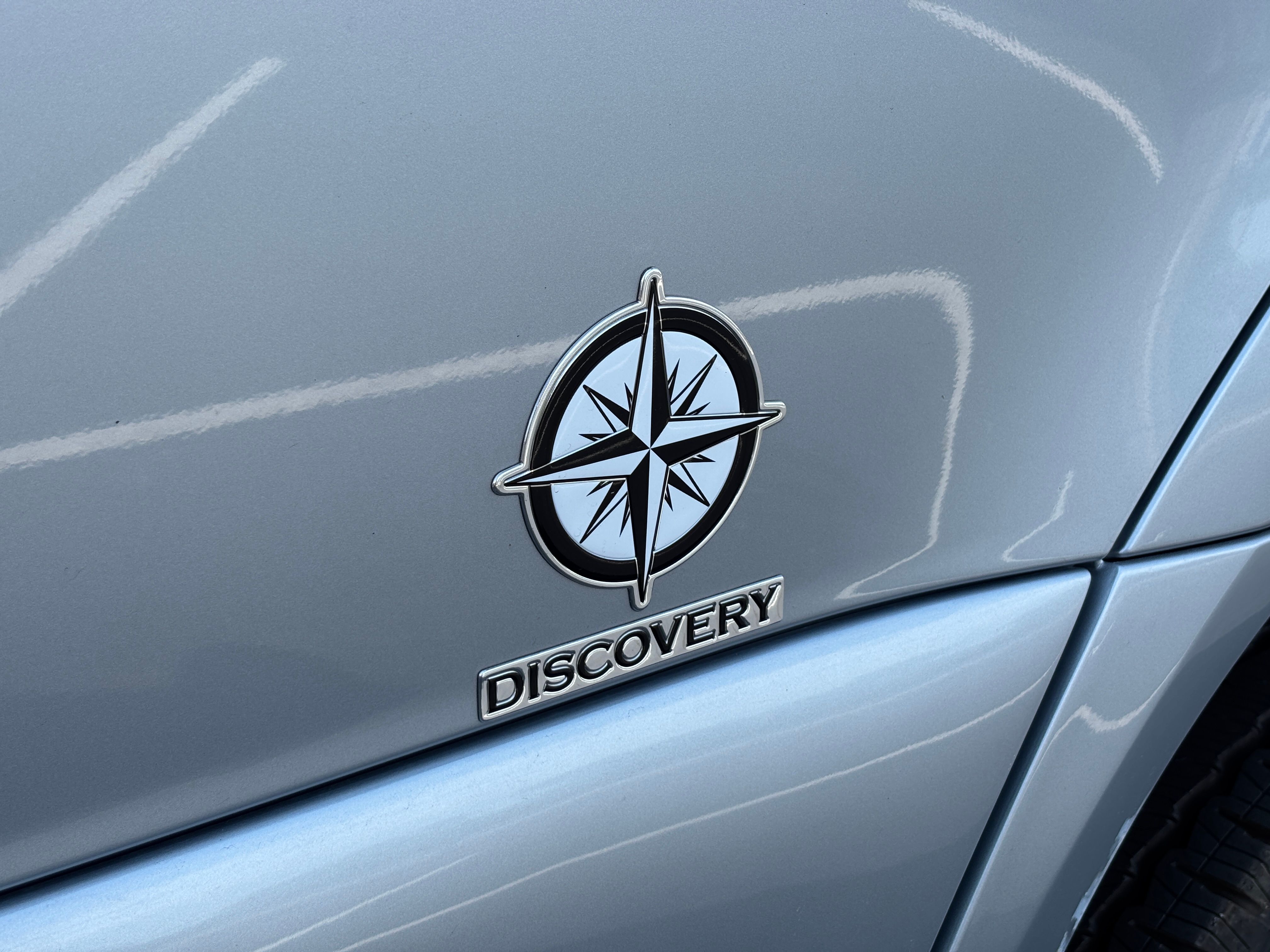 New 2027 Silver Mercedes-Benz Discovery Touring image 68