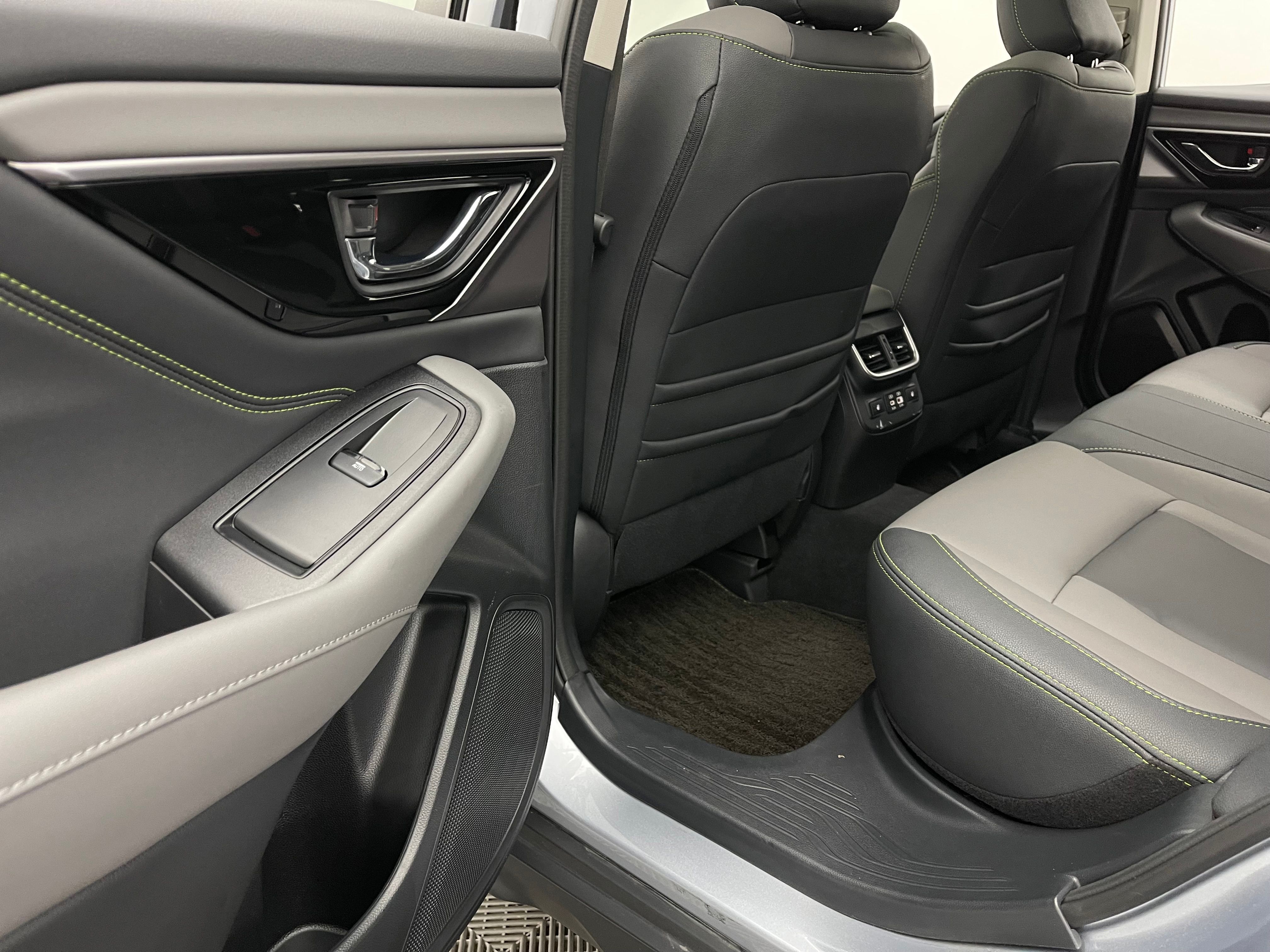 Used 2023 Ice Silver Metallic Subaru Onyx Edition XT image 41