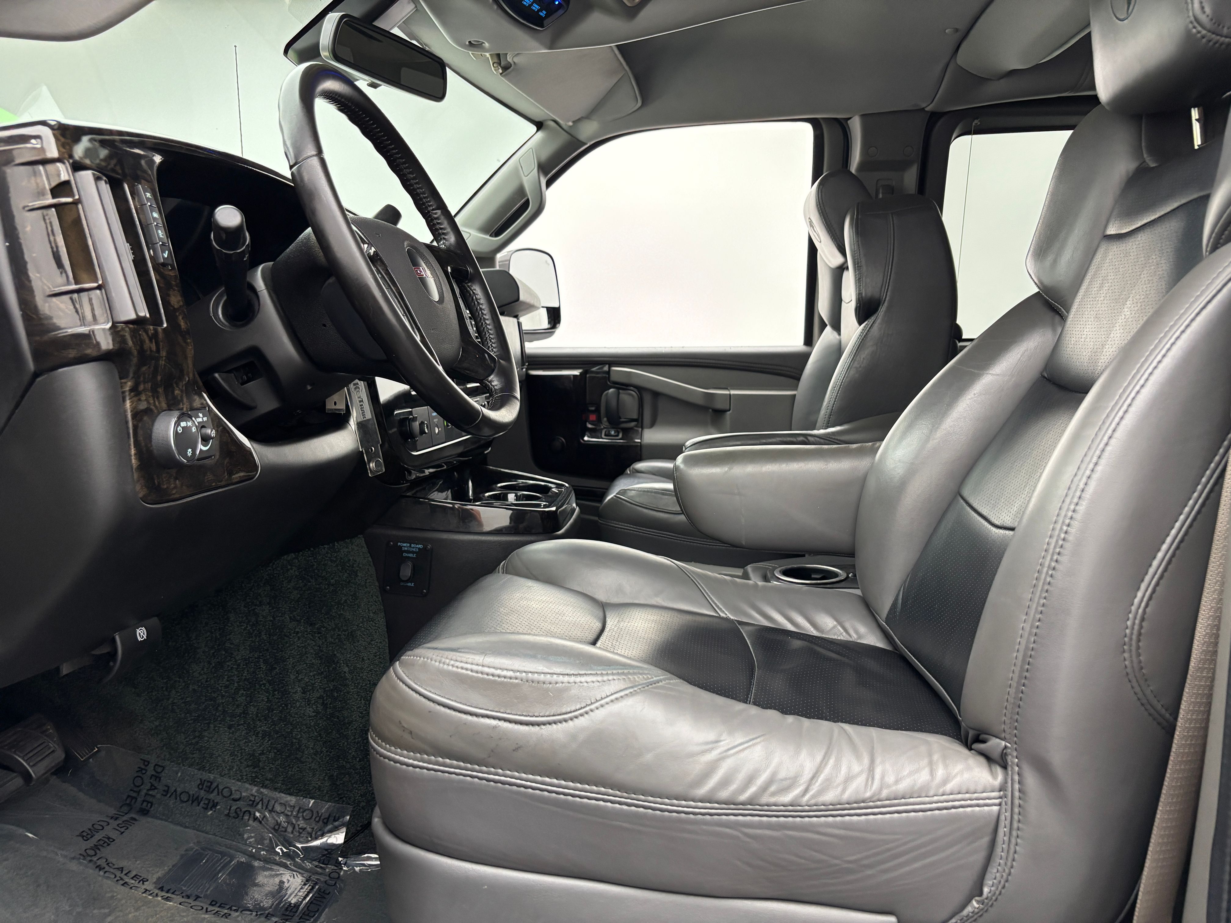 Used 2020 Onyx Black GMC Explorer Limited SE image 19