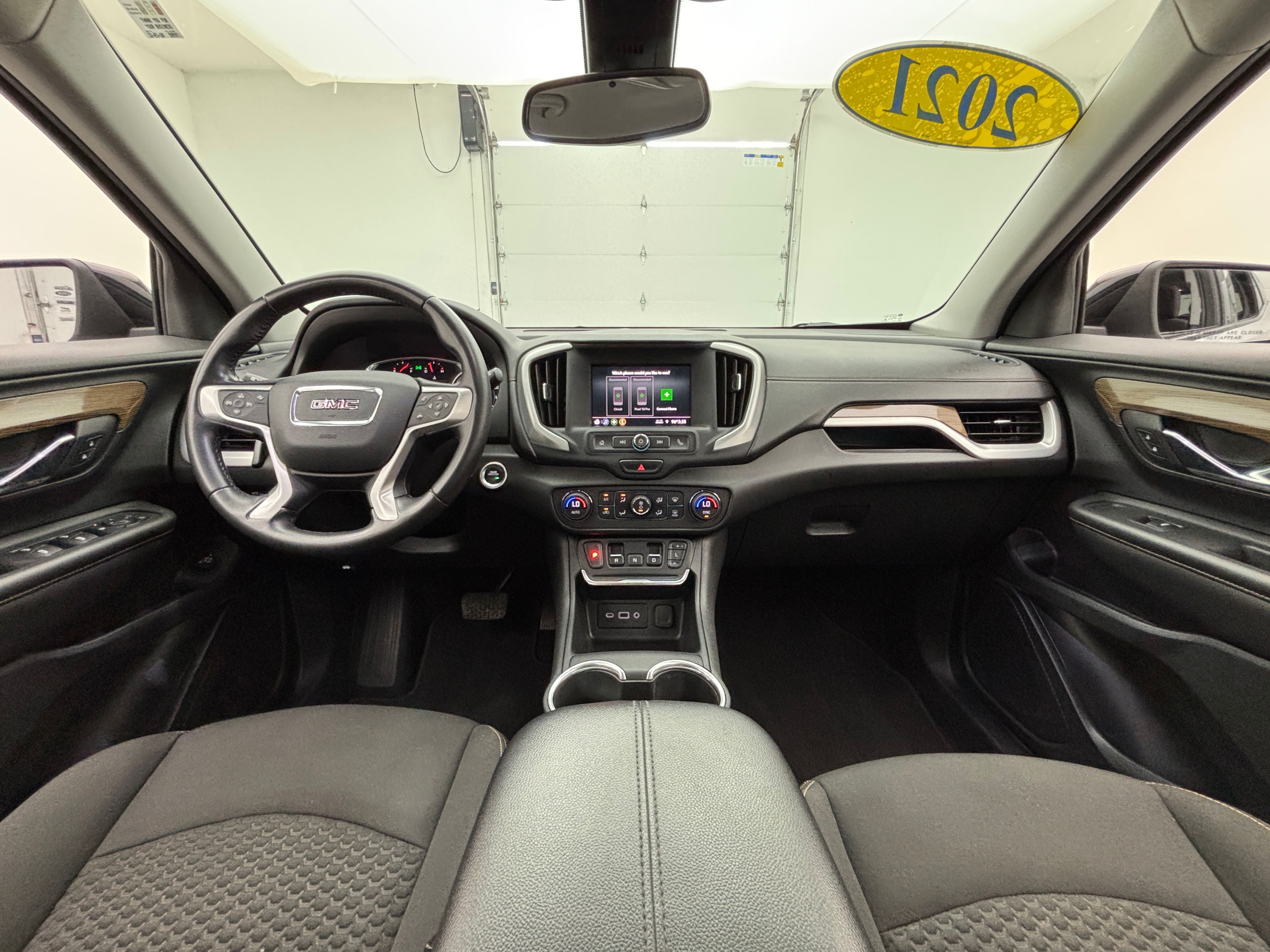 Used 2021 Quicksilver Metallic GMC SLE image 3