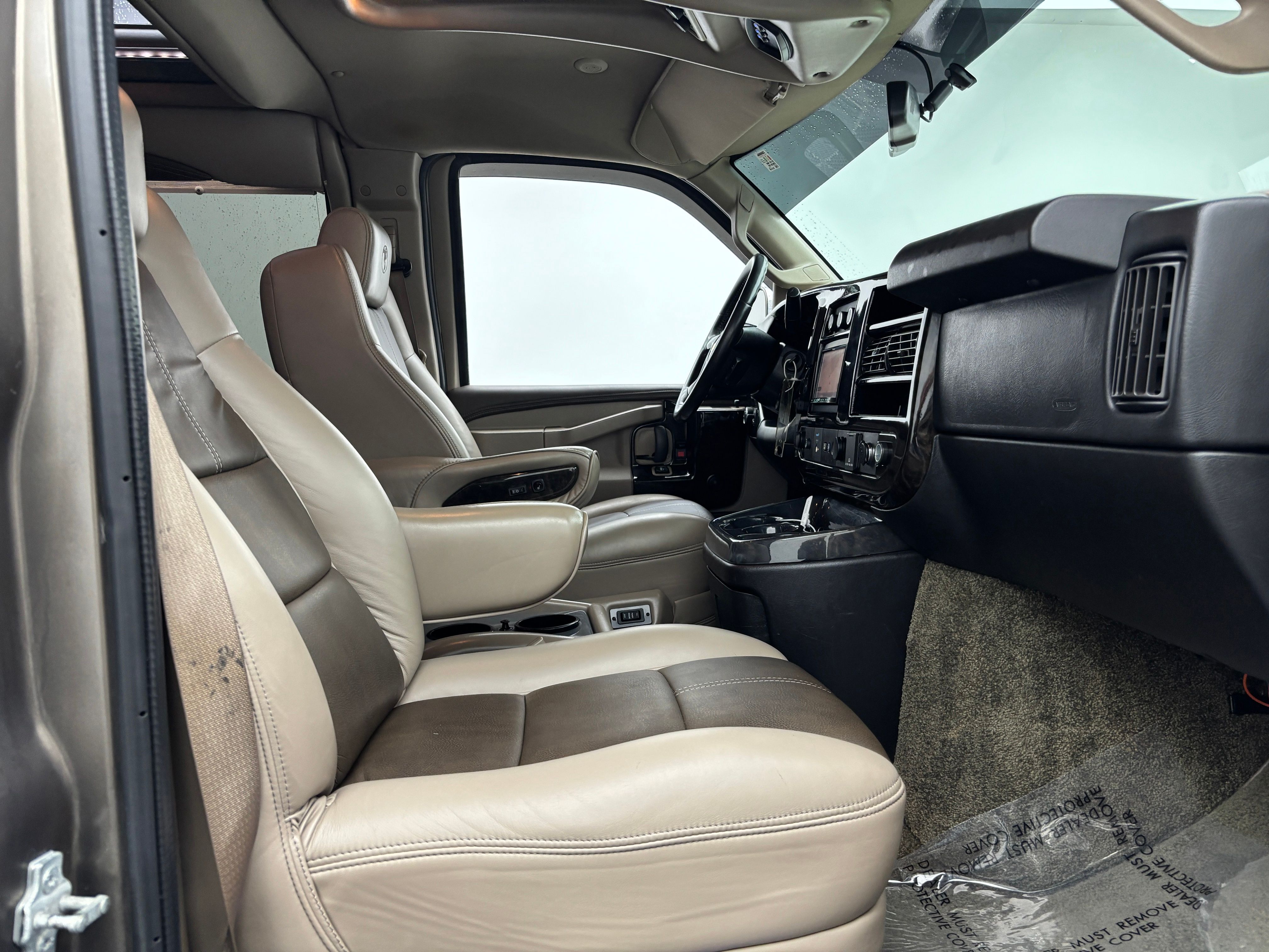 Used 2017 Brownstone Metallic Chevrolet Explorer Limited SE image 14