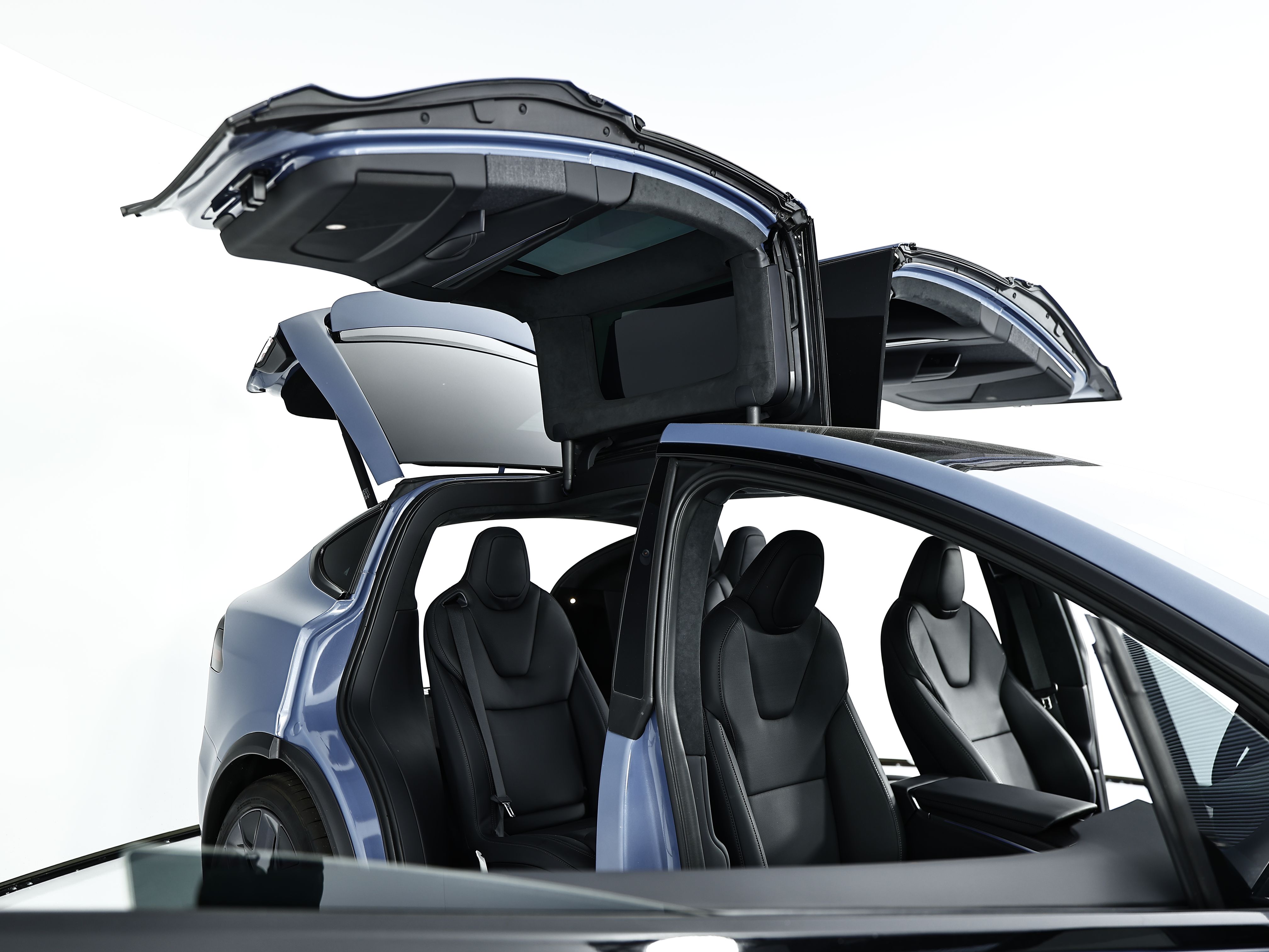 Used 2026 Blue Tesla Plaid image 38