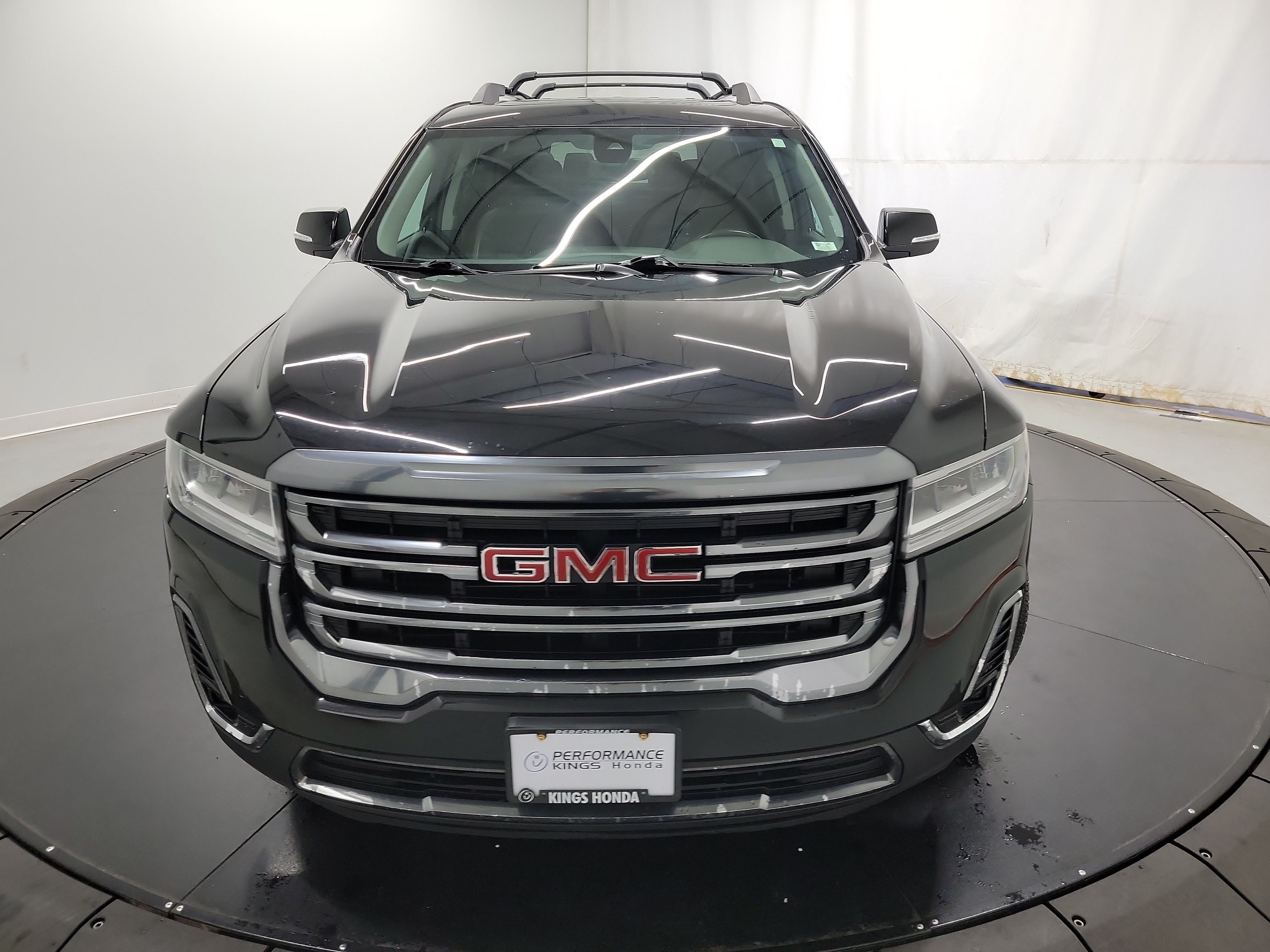 2022 GMC Acadia AT4 photo