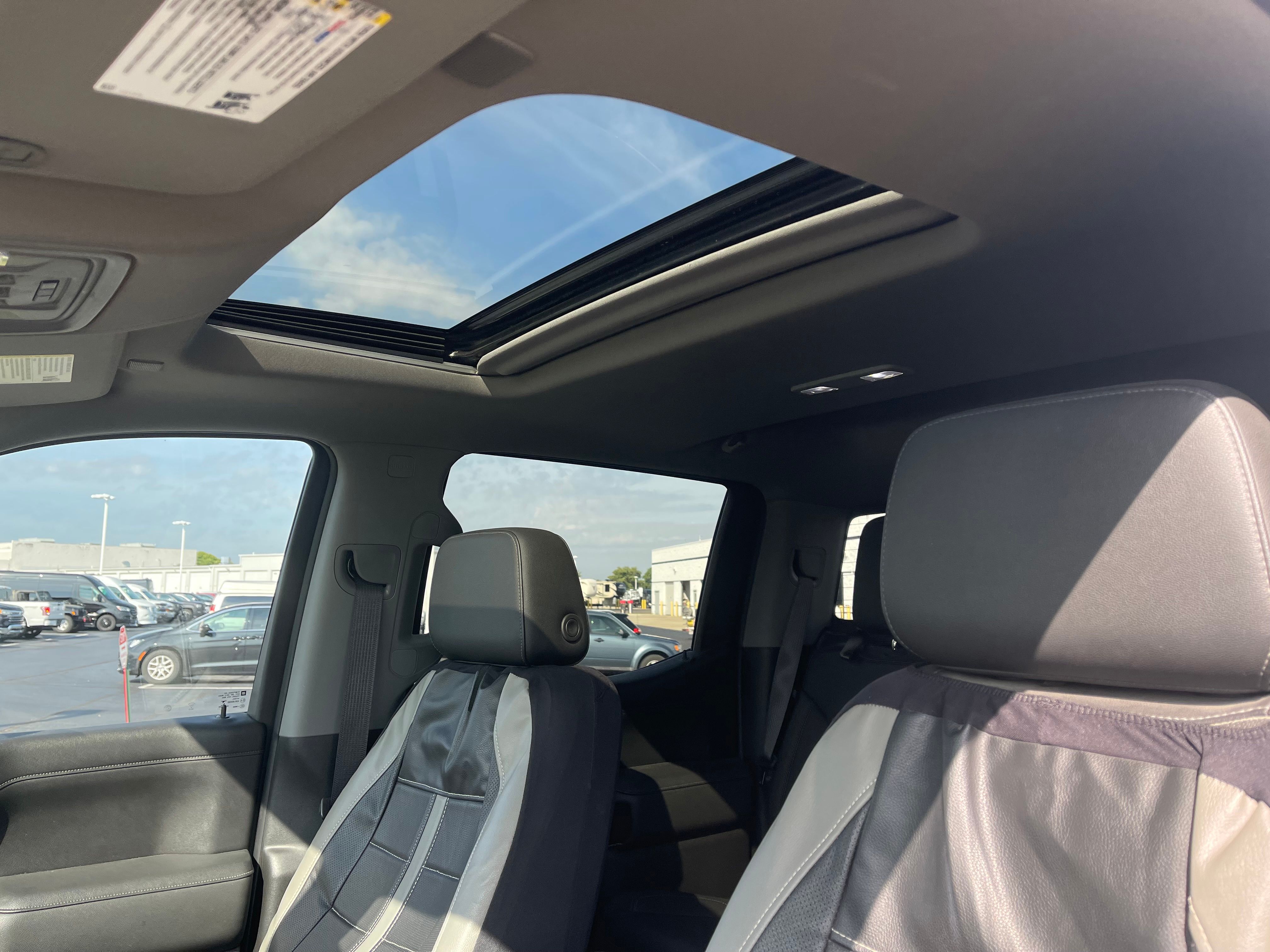 Used 2020 Summit White GMC SLT image 12