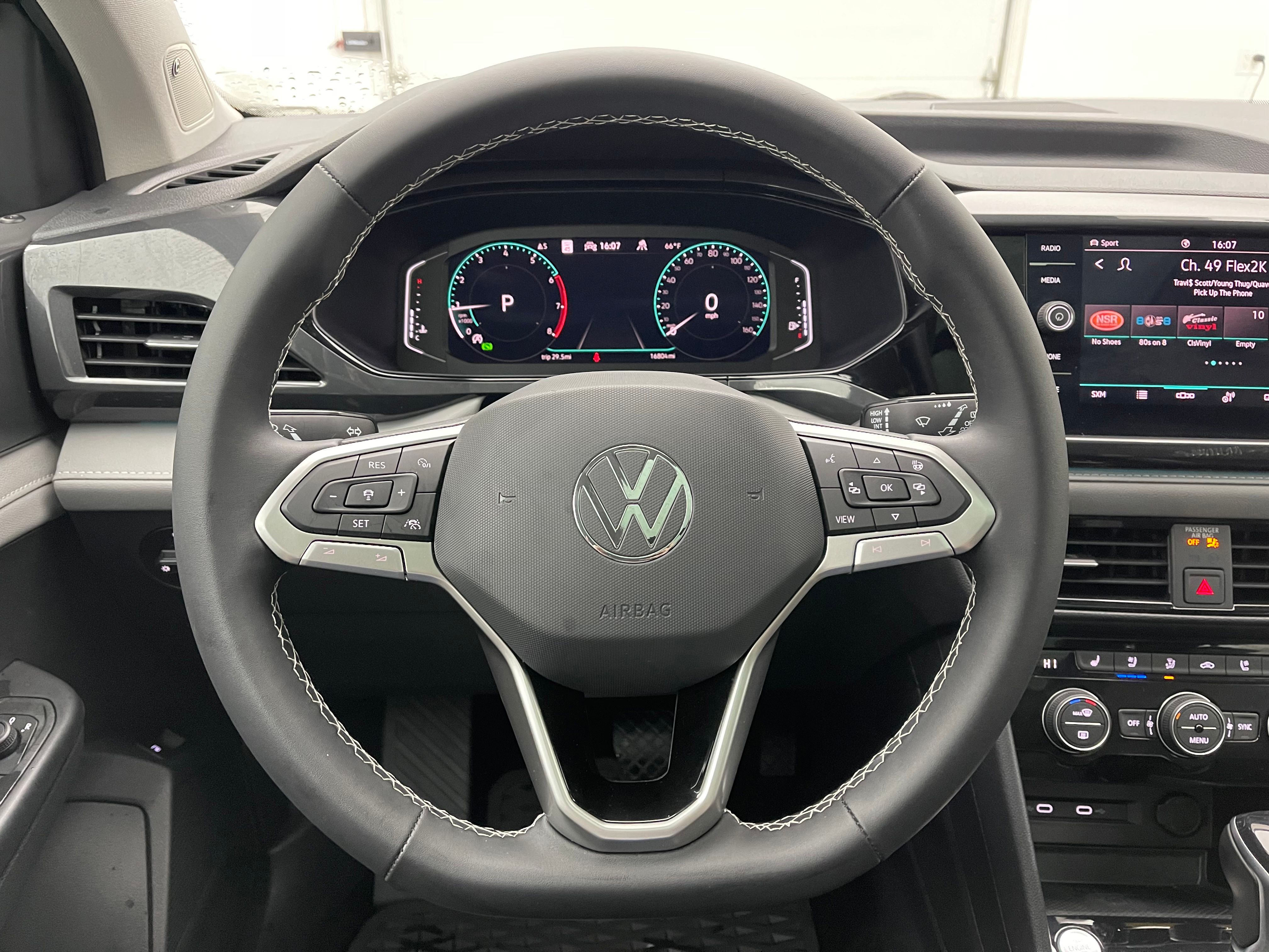 Used 2022 Deep Black Pearl Volkswagen 1.5T SEL image 19