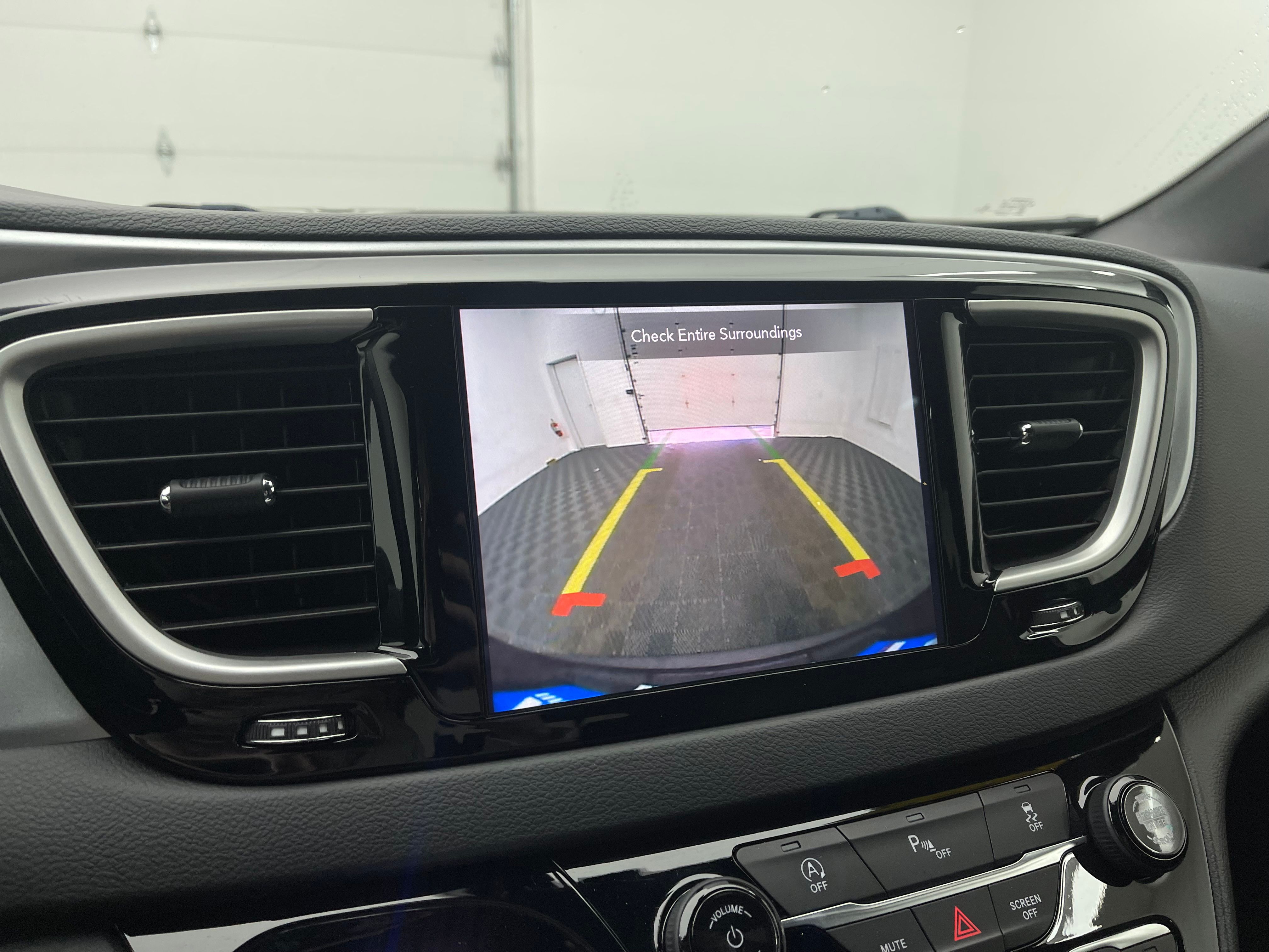 Used 2020 Granite Crystal Metallic Clearcoat Chrysler Touring L Plus image 4