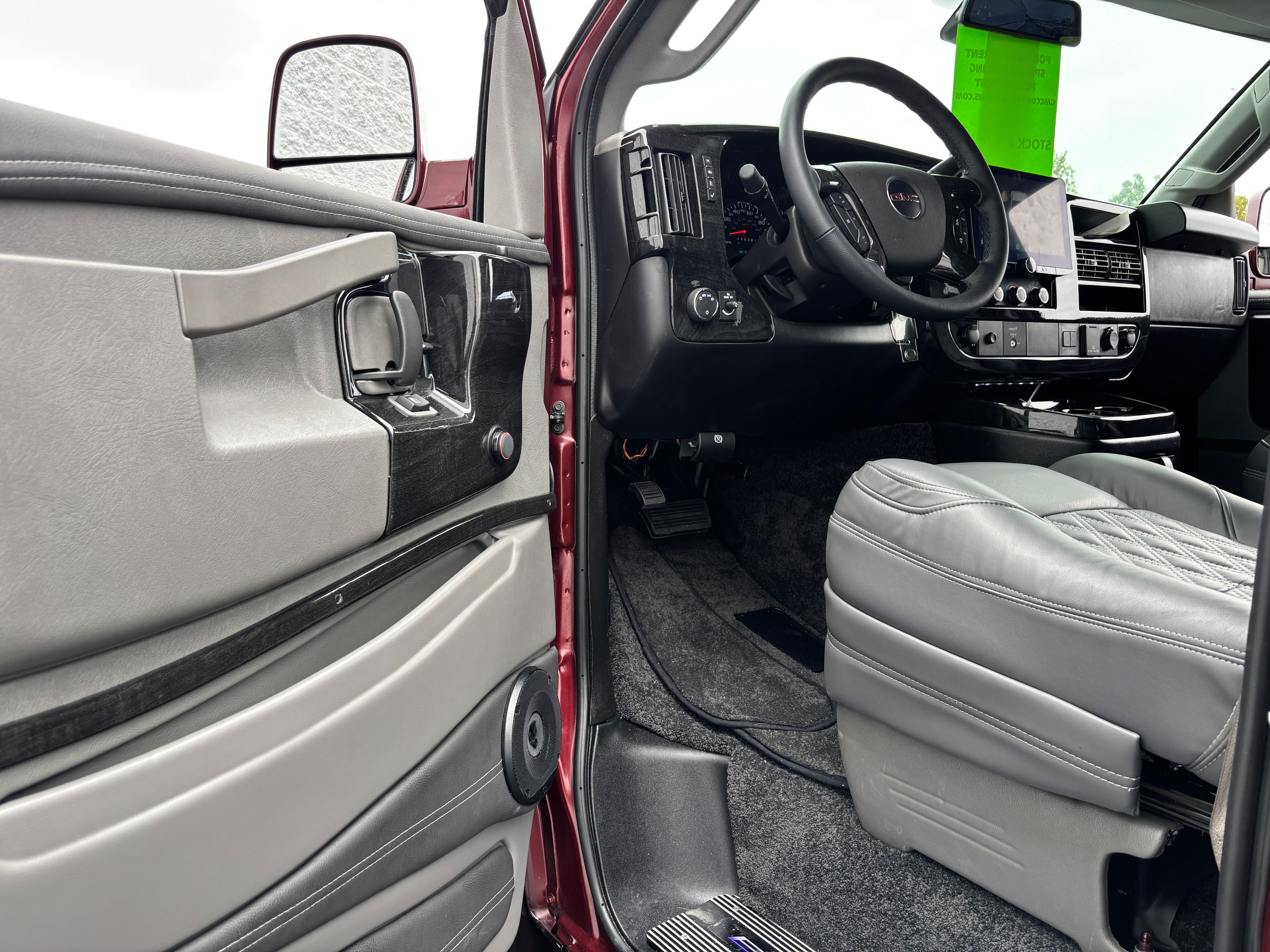 New 2026 Special Exterior Color GMC Explorer Limited SE image 13