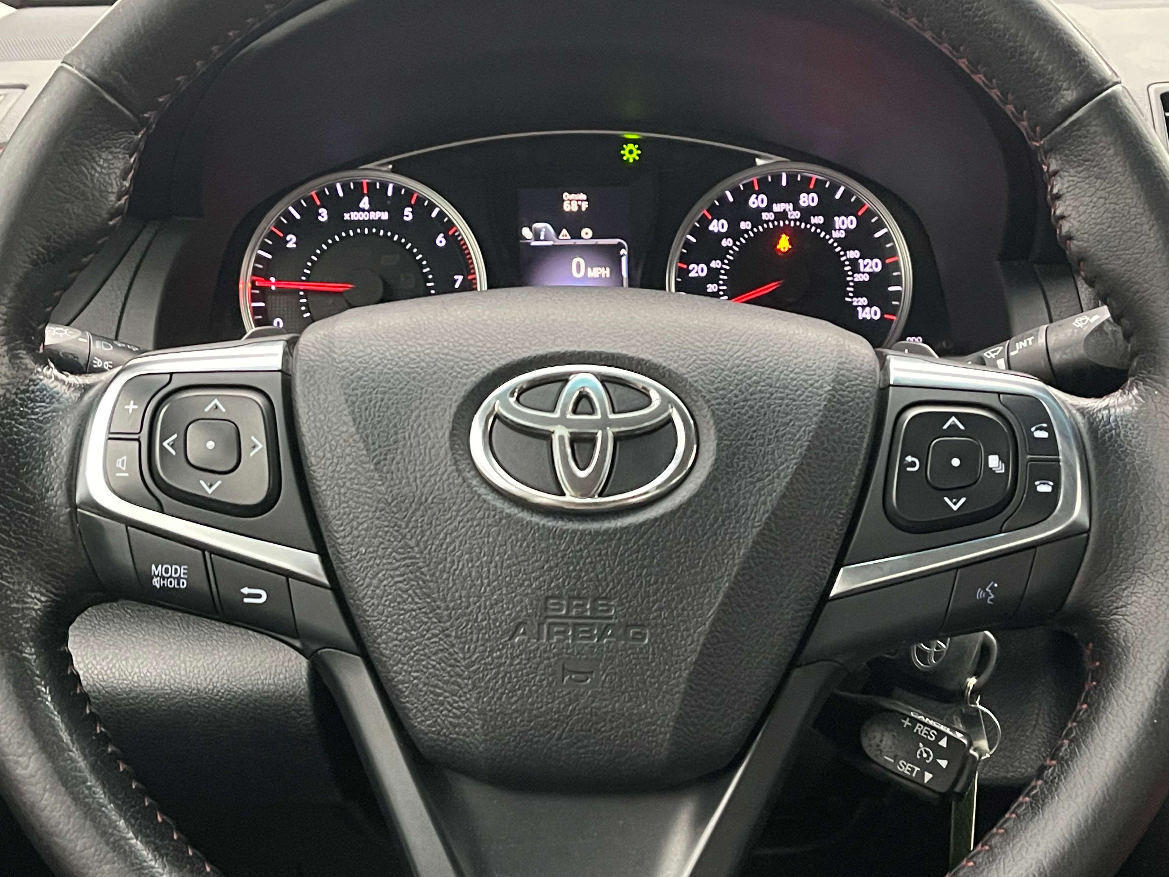 Used 2016 Super White Toyota SE image 18