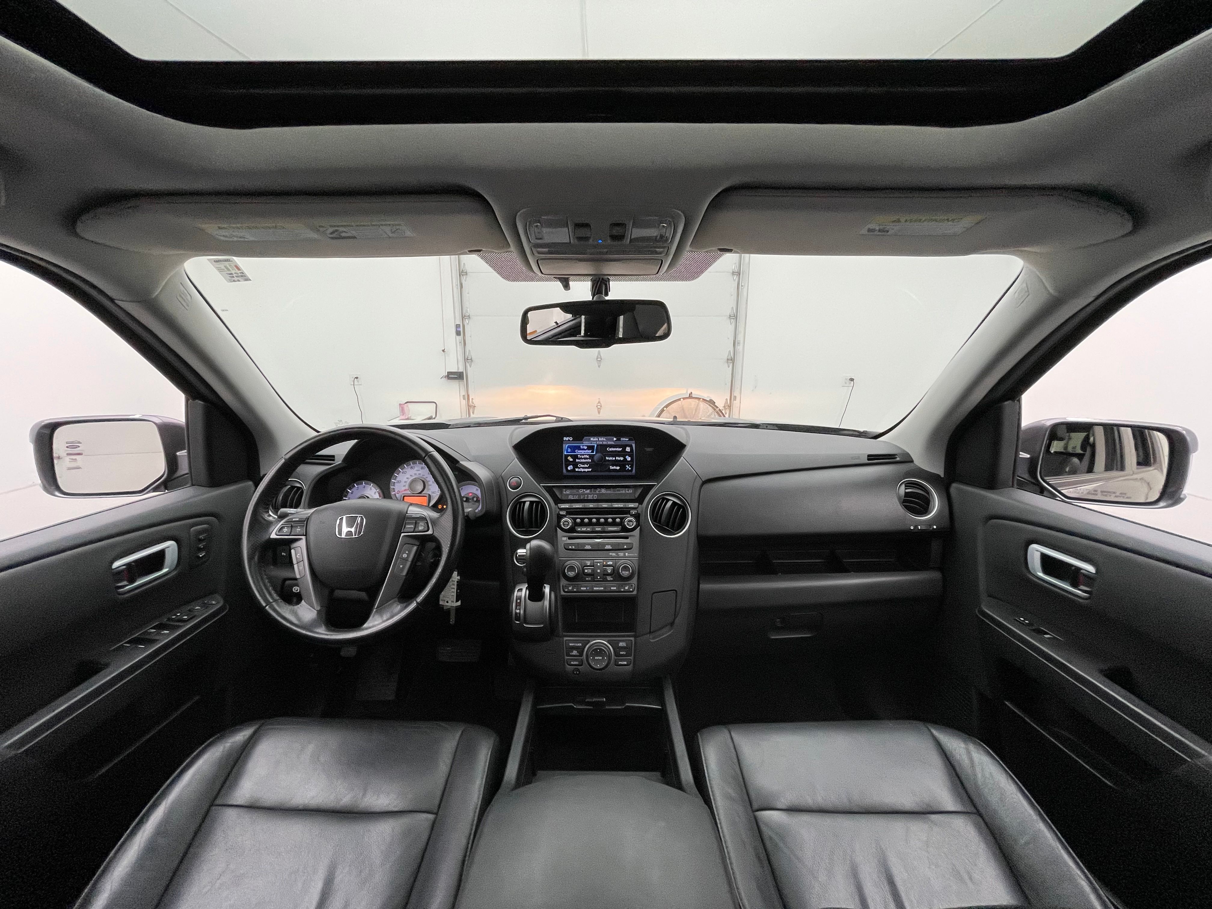 Used 2015 Modern Steel Metallic Honda Touring image 3