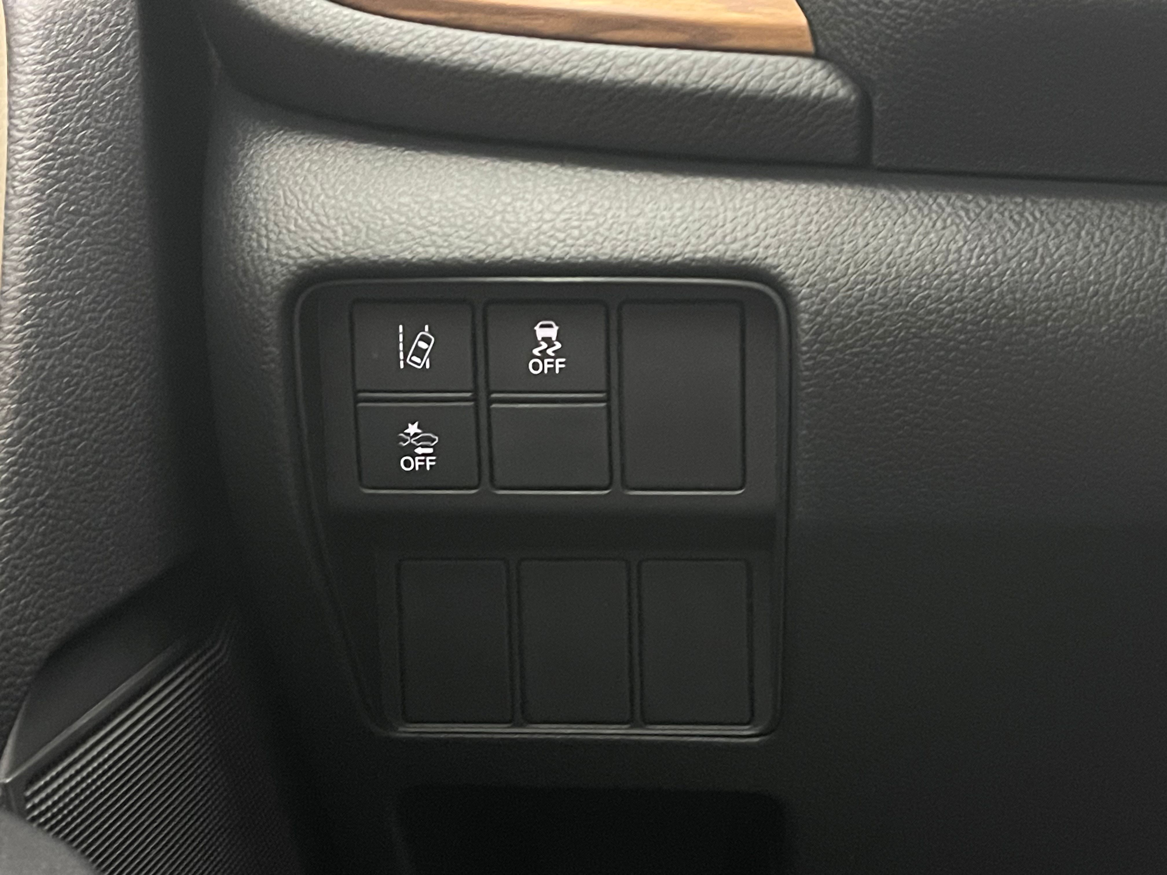 Used 2017 White Honda EX image 22