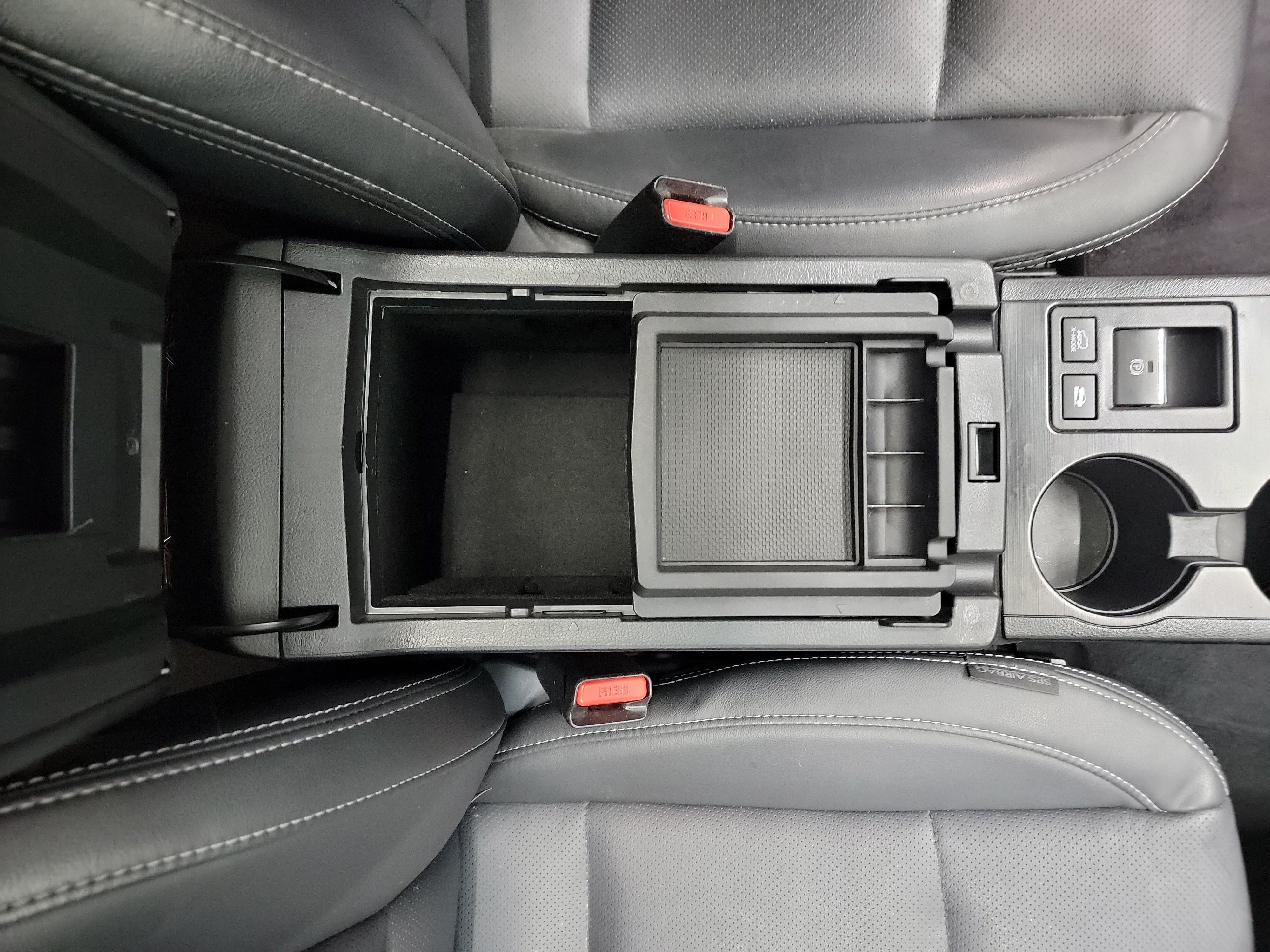 2017 Subaru Outback 2.5i photo