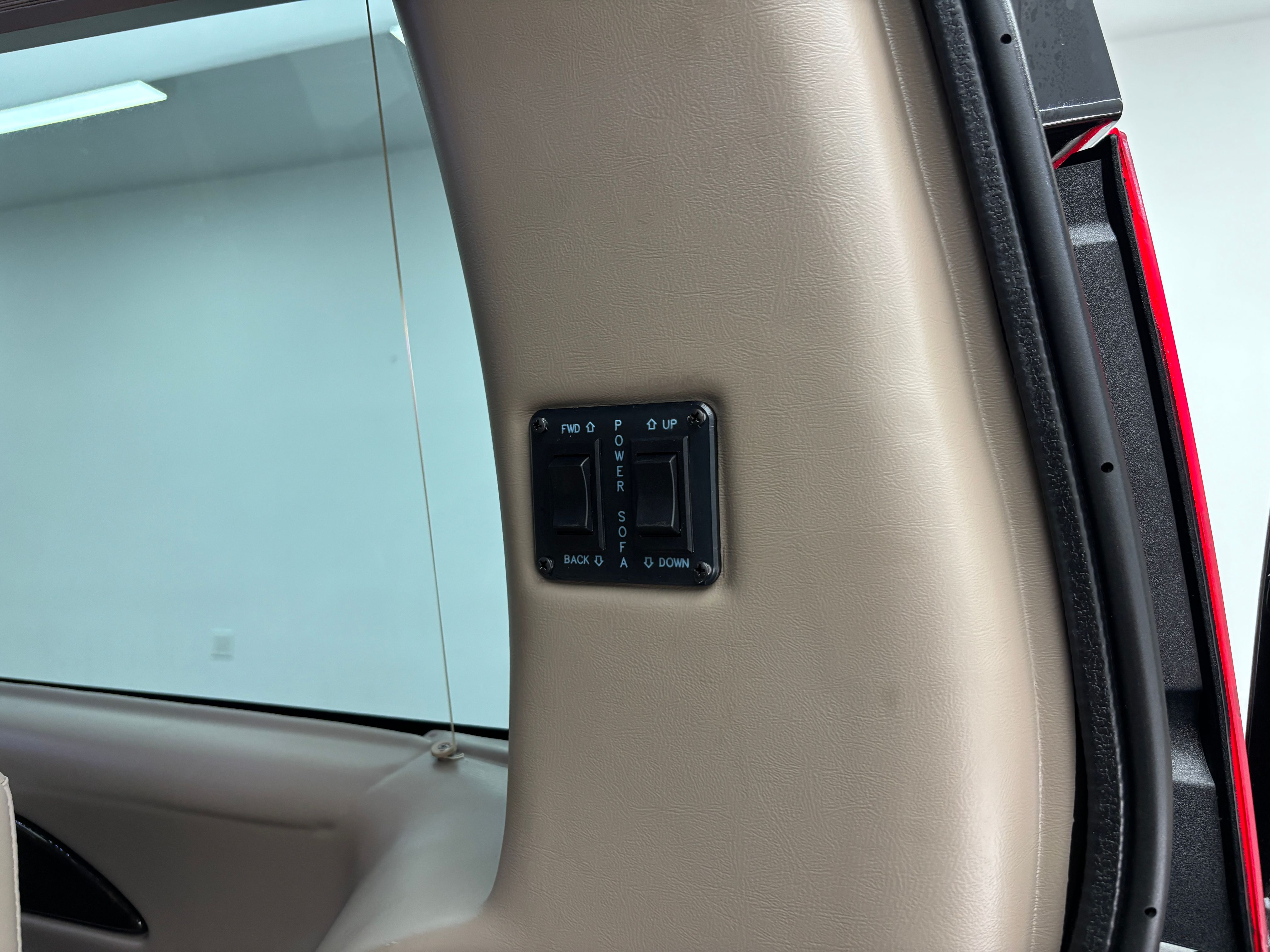 New 2026 Onyx Black GMC Explorer Limited SE image 11