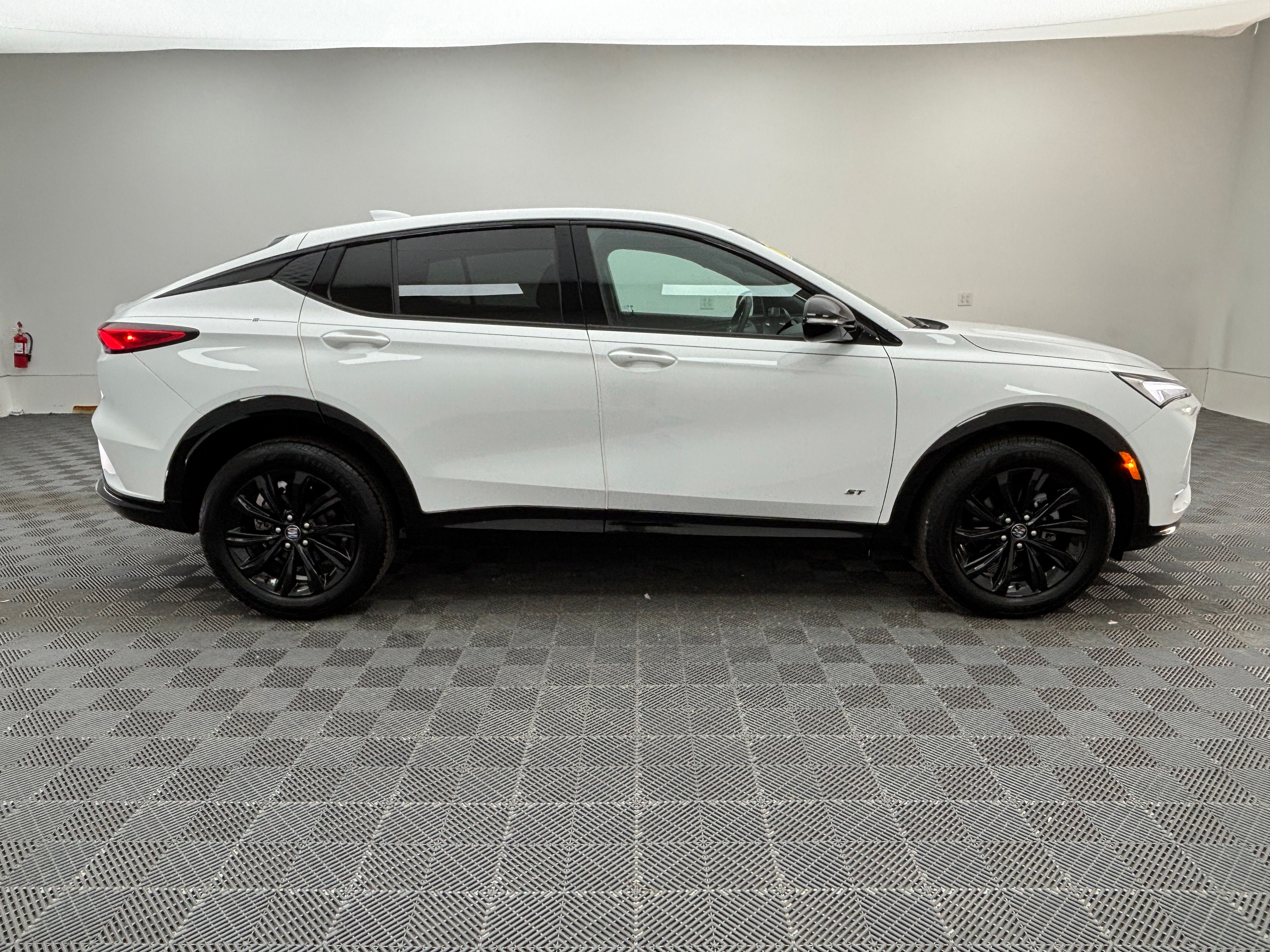Used 2025 Summit White Buick Sport Touring image 6
