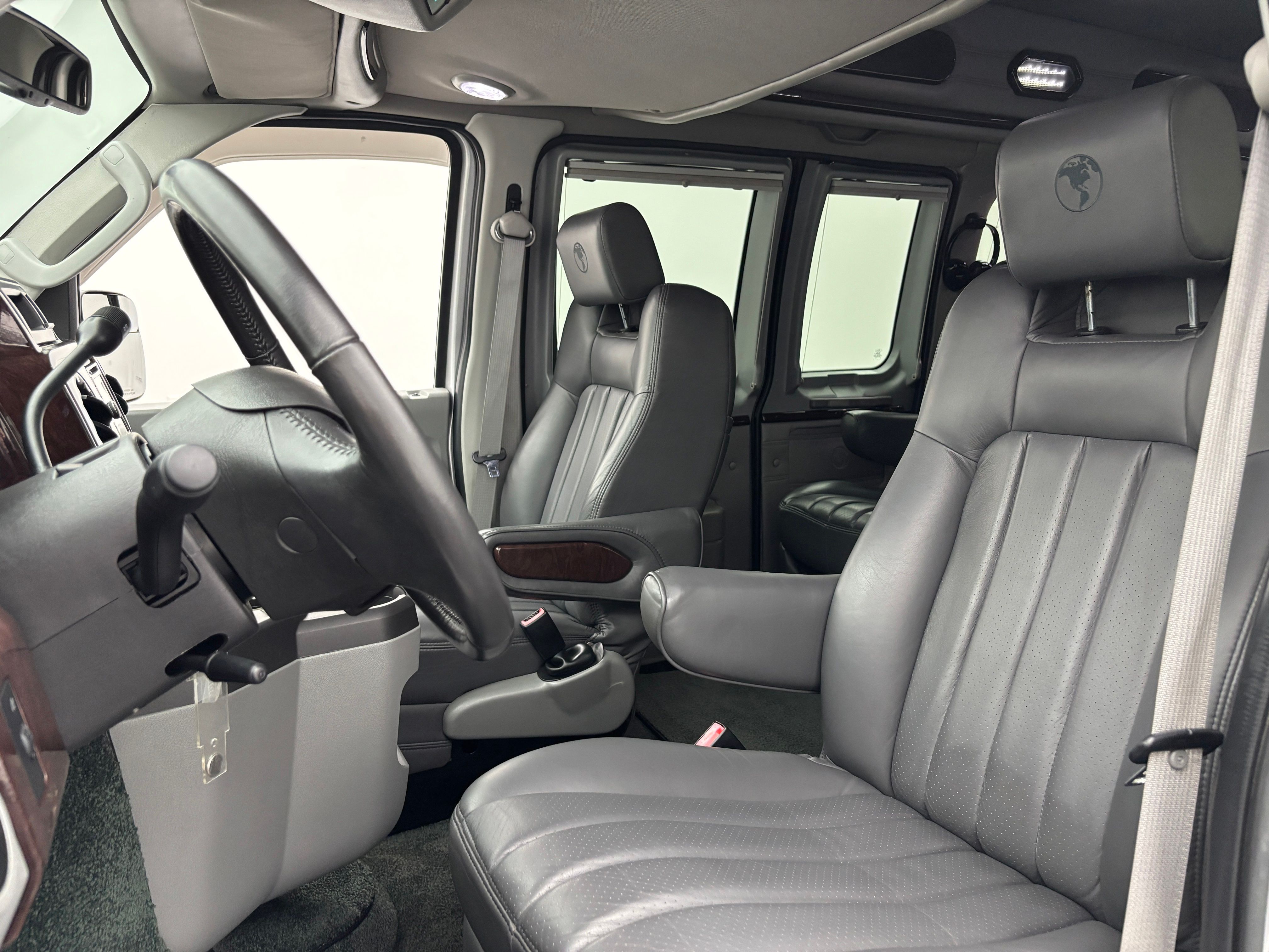 Used 2013 Ingot Silver Ford Explorer Limited SE image 19