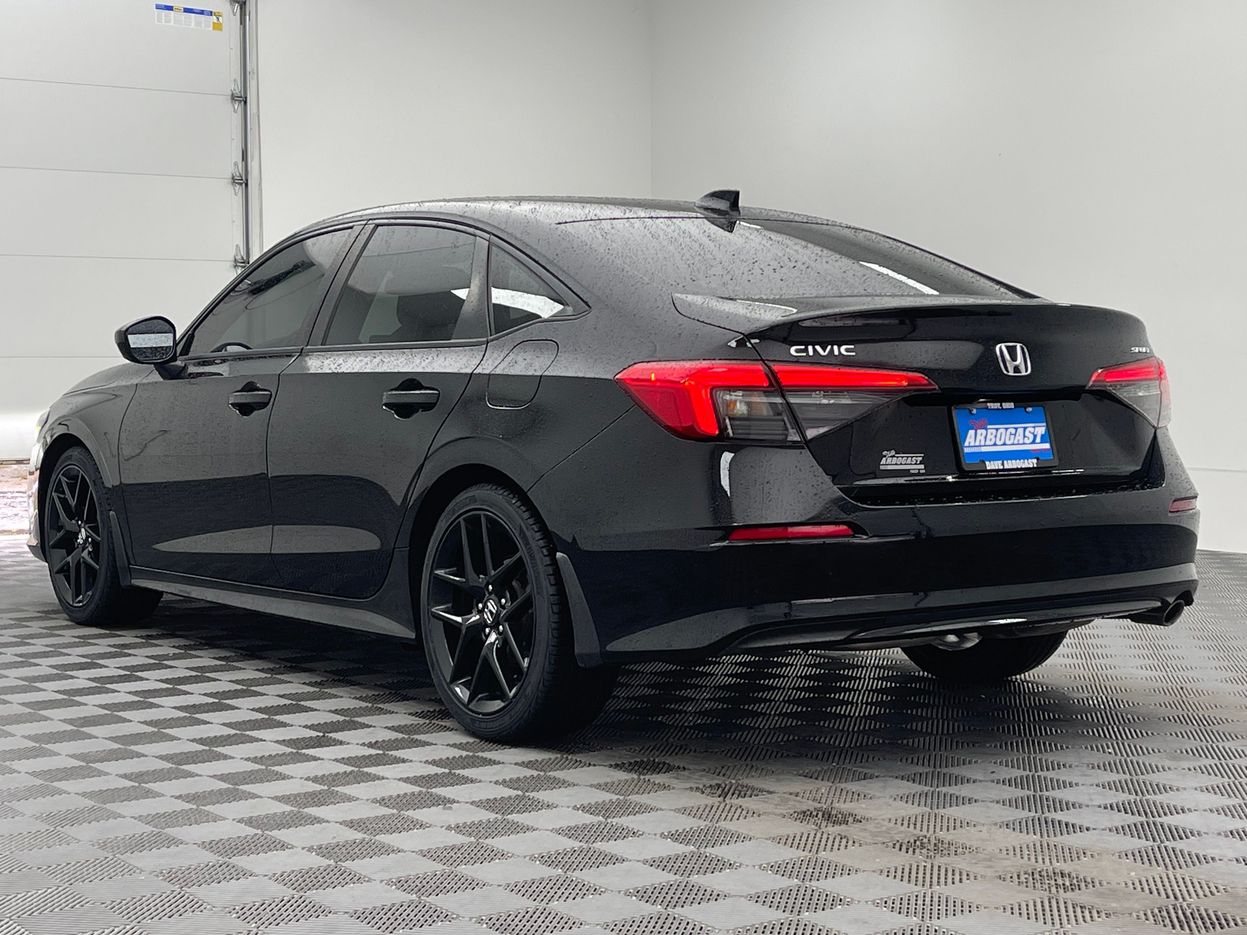 Used 2022 Crystal Black Pearl Honda Sport image 9