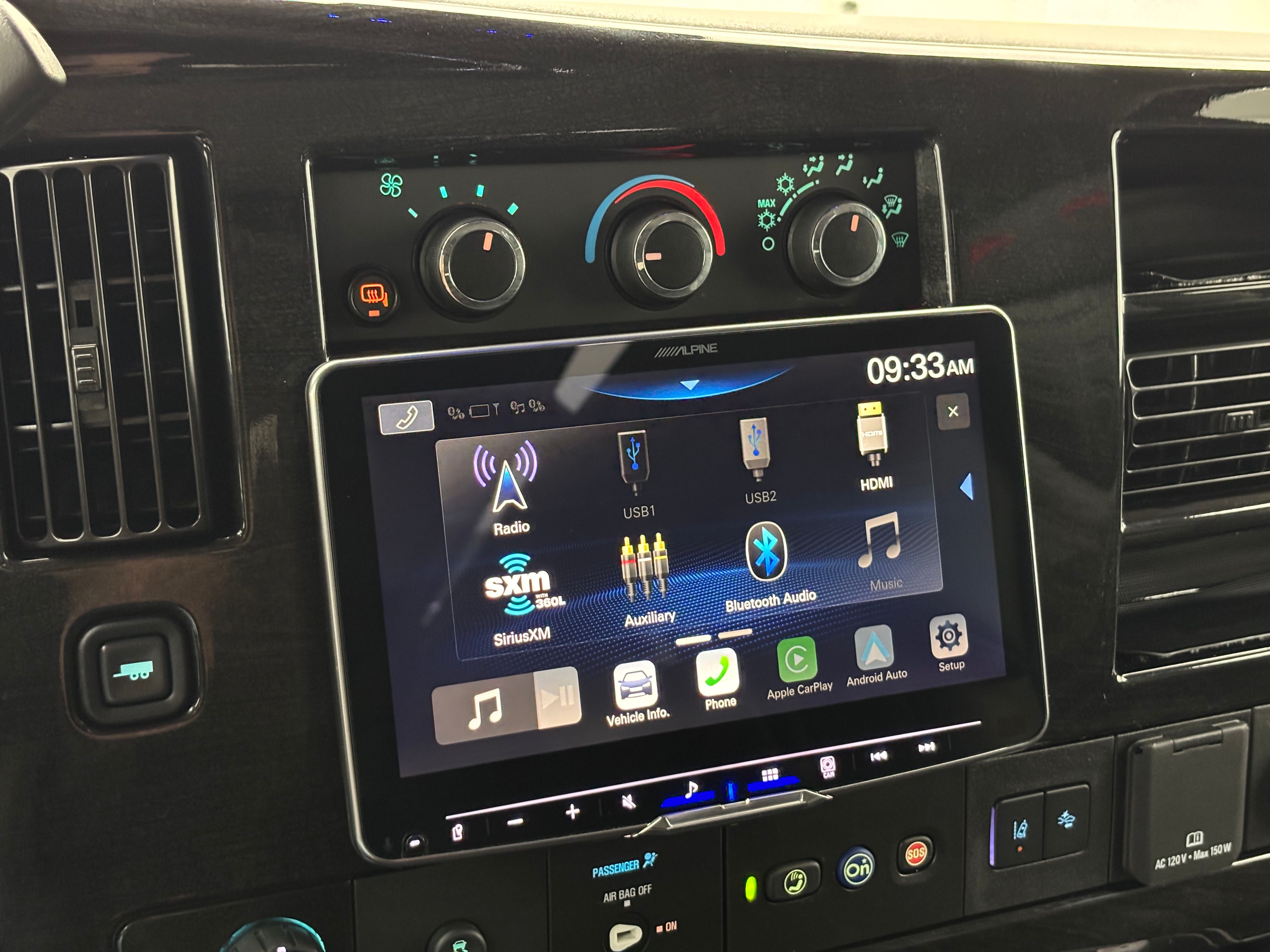 Used 2024 Special Exterior Color GMC Explorer Limited SE image 33