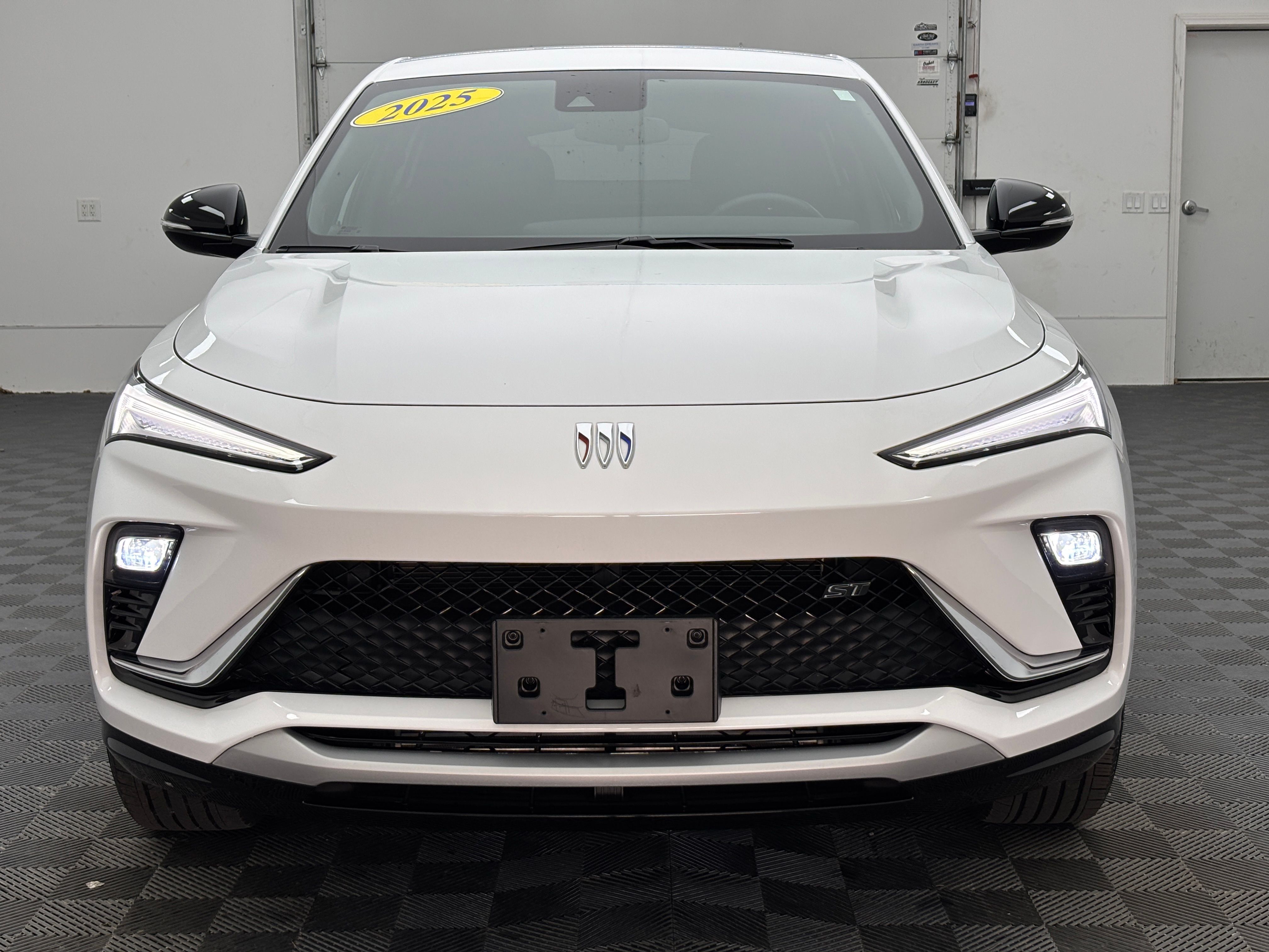 Used 2025 Summit White Buick Sport Touring image 12