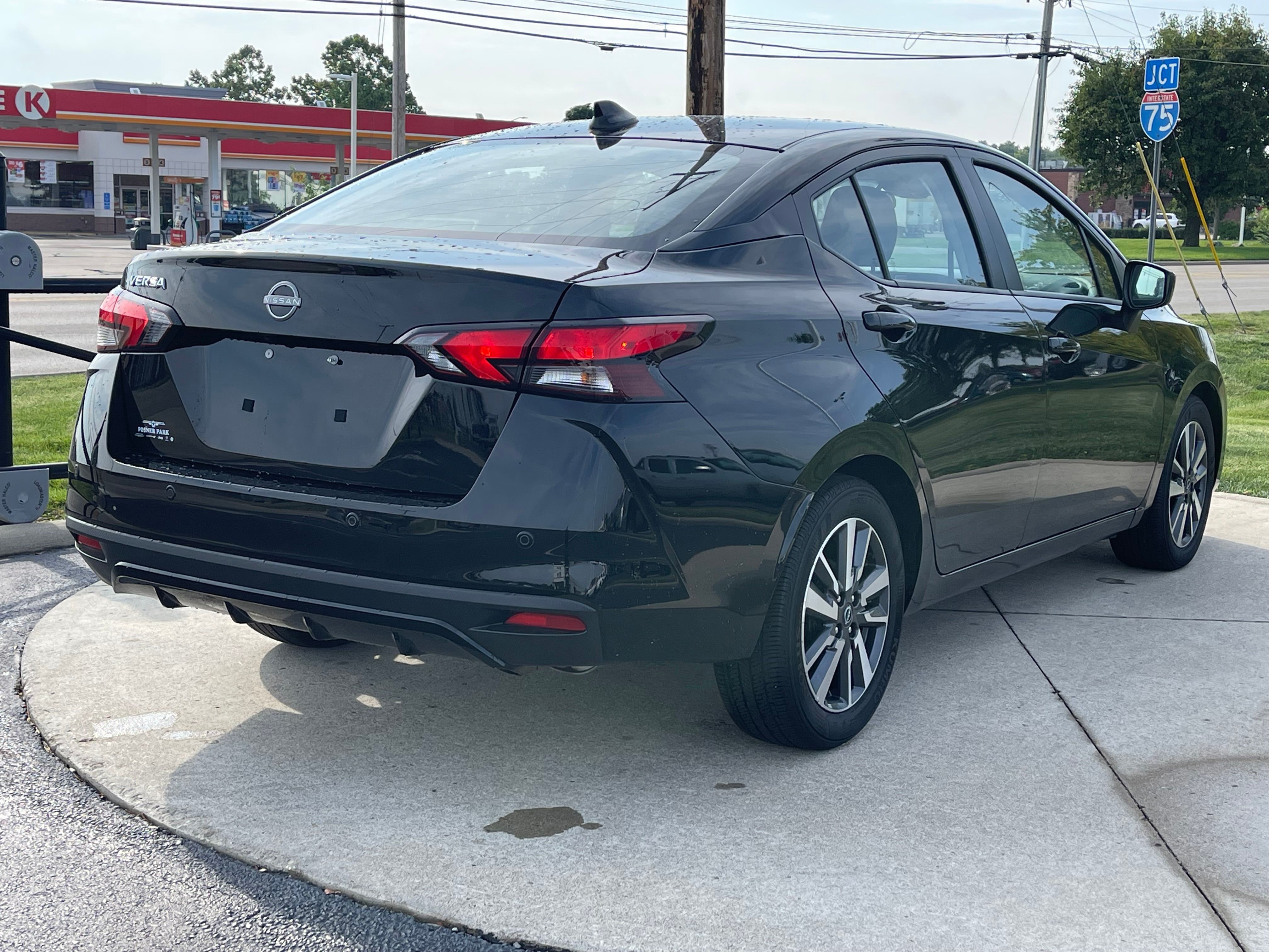 Used 2025 Super Black Metallic Nissan 1.6 SV image 7
