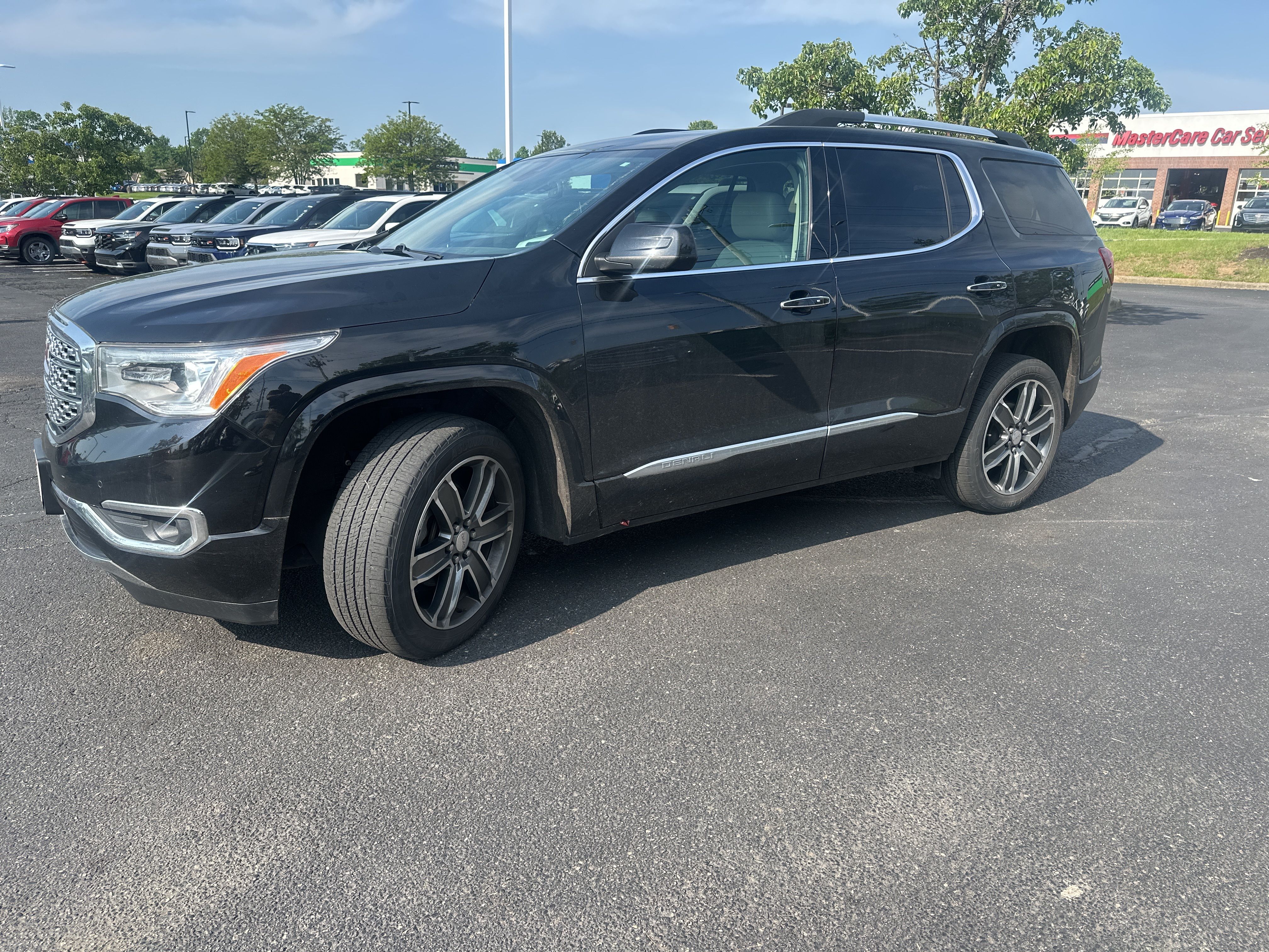 2018 GMC Acadia Denali photo