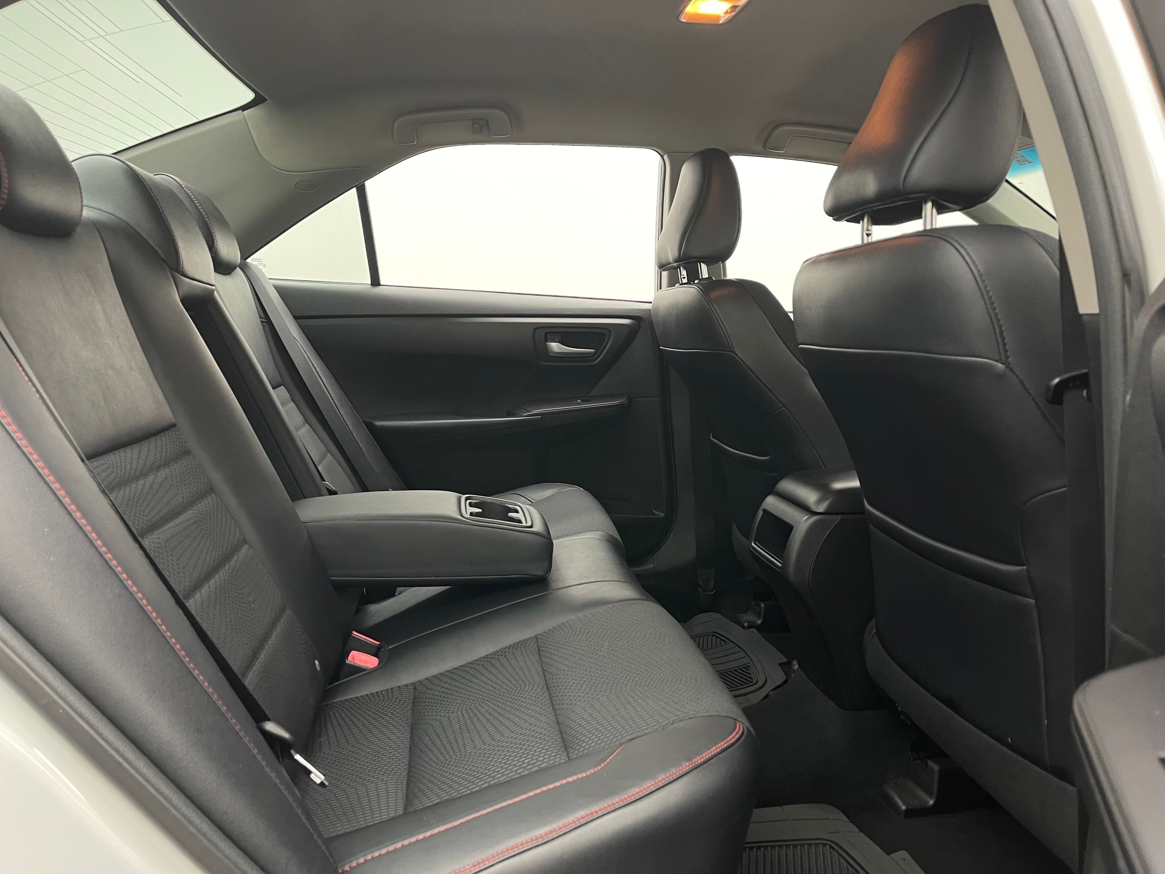 Used 2016 Super White Toyota SE image 31