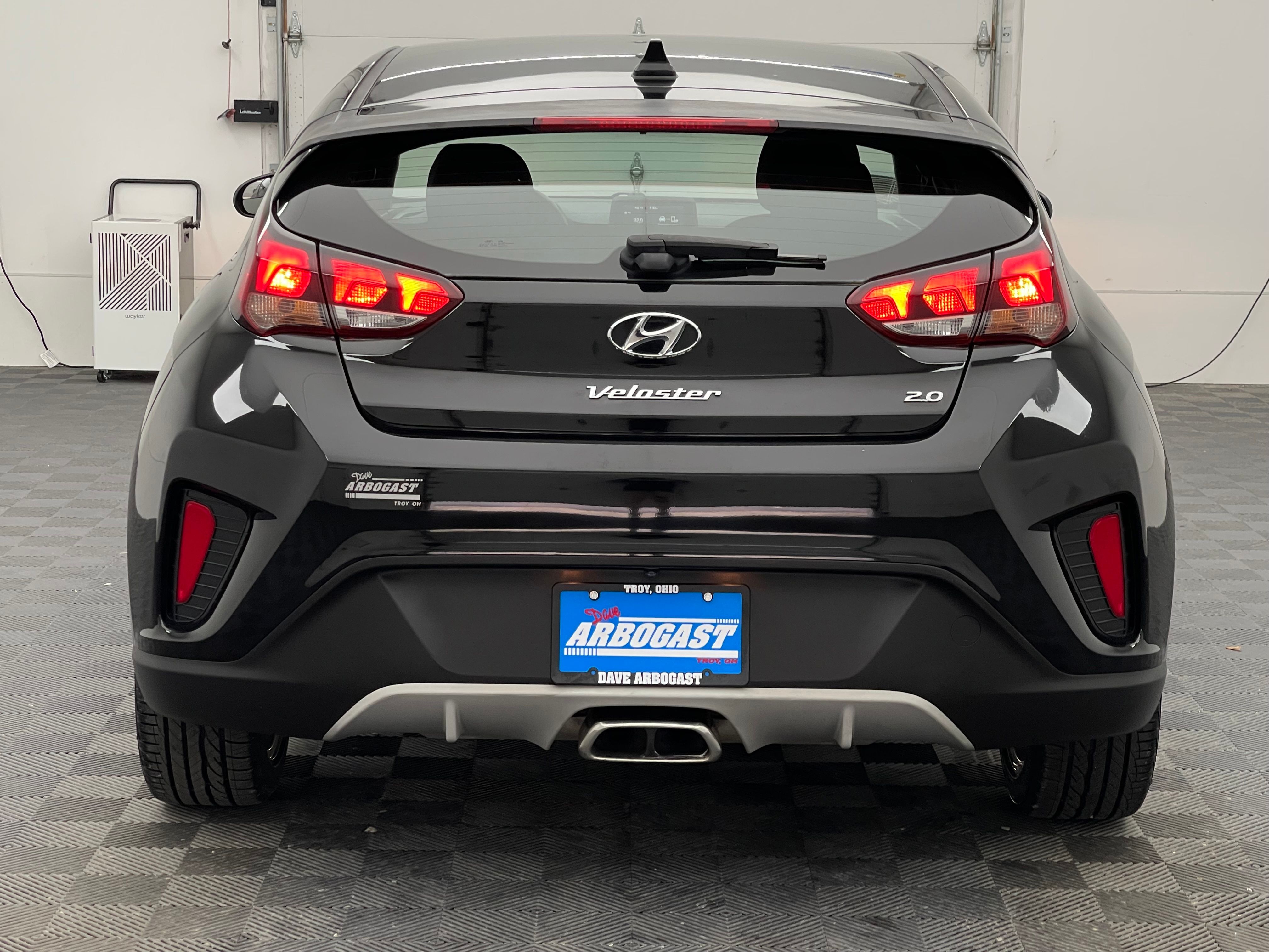 Used 2019 Ultra Black Pearl Hyundai 2.0 image 7
