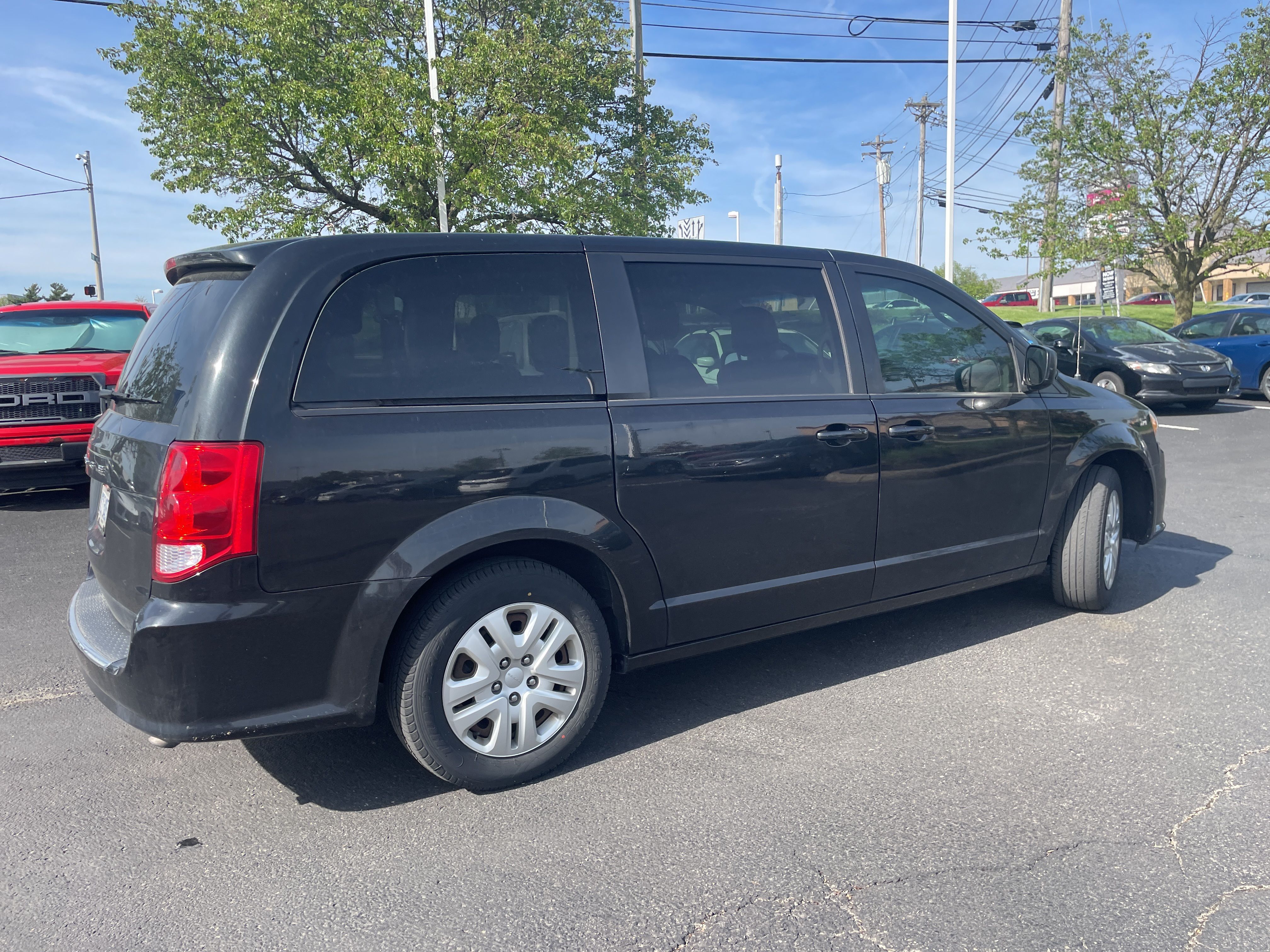 2018 Dodge Grand Caravan SE photo