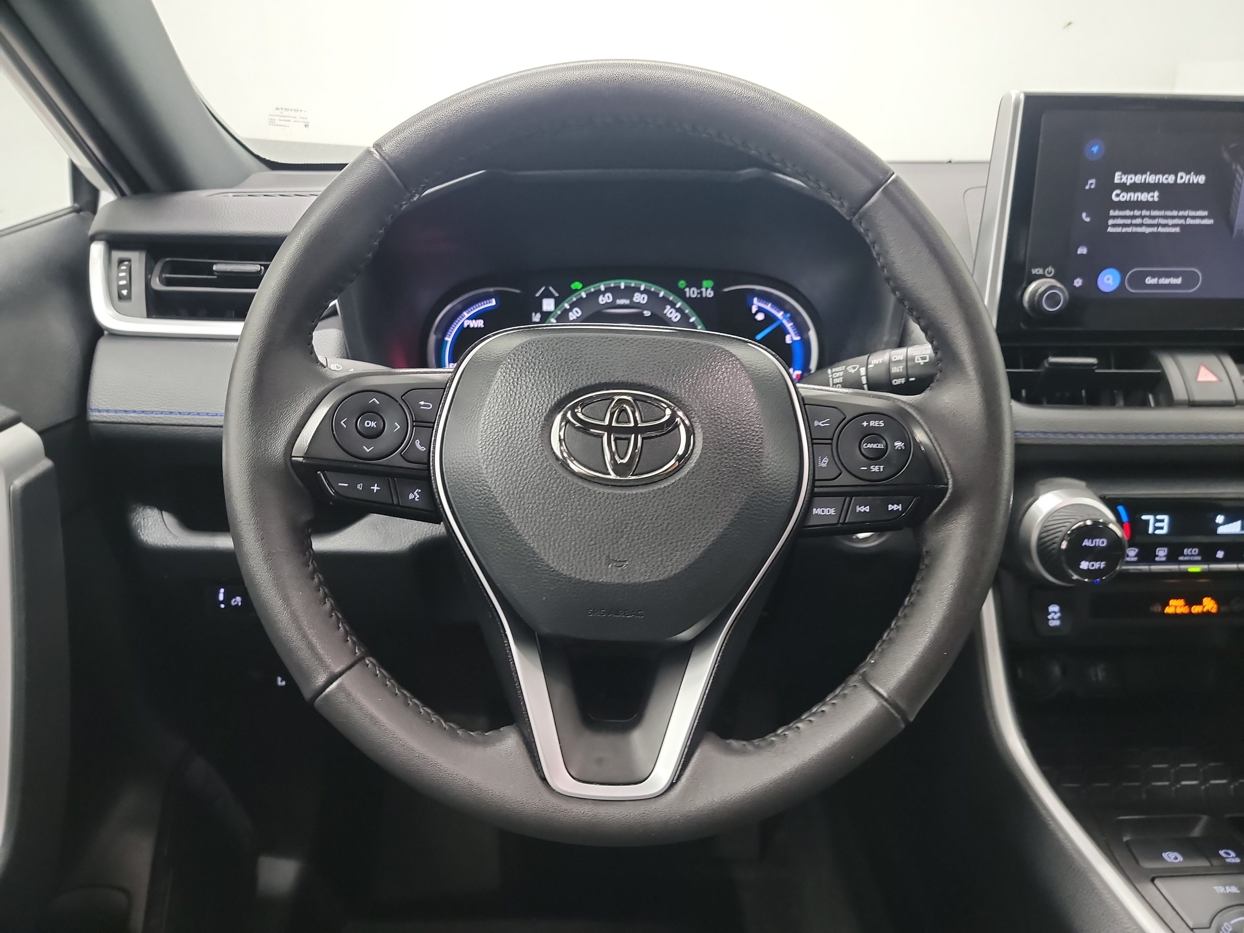 2023 Toyota RAV4 Hybrid SE photo