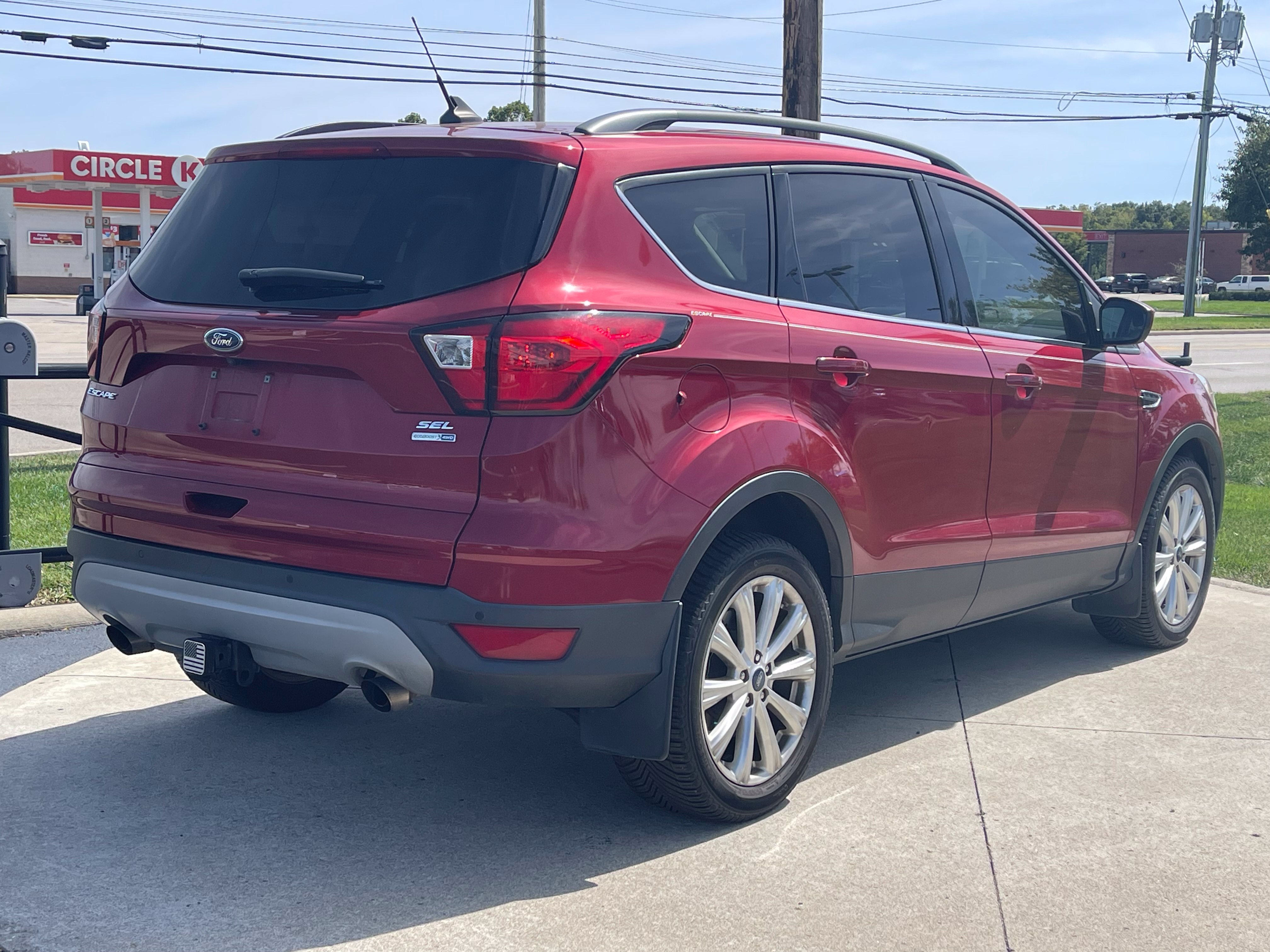 Used 2019 Ruby Red Metallic Ford SEL image 7