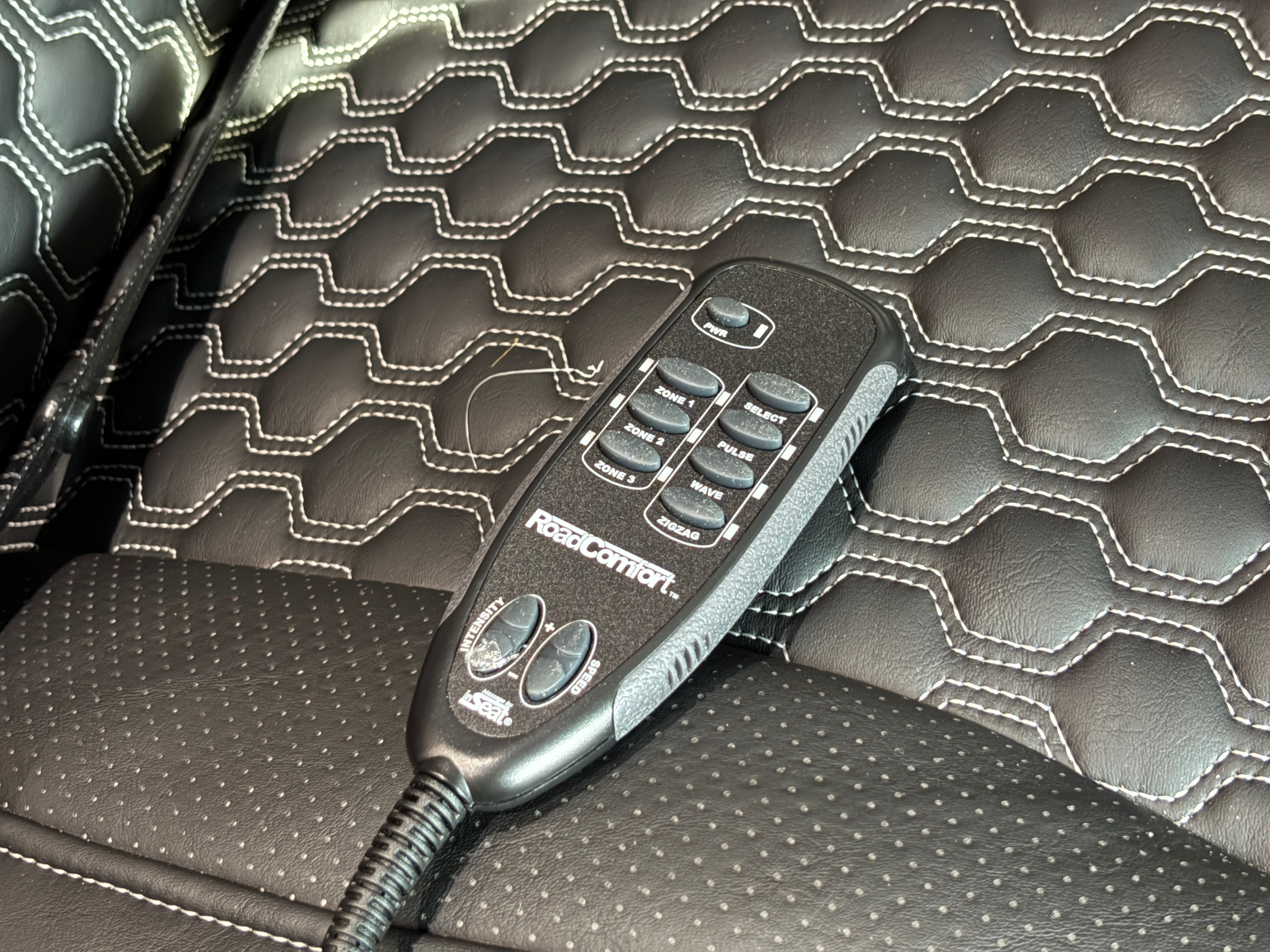 New 2027 Black Mercedes-Benz Discovery Touring AWD image 56