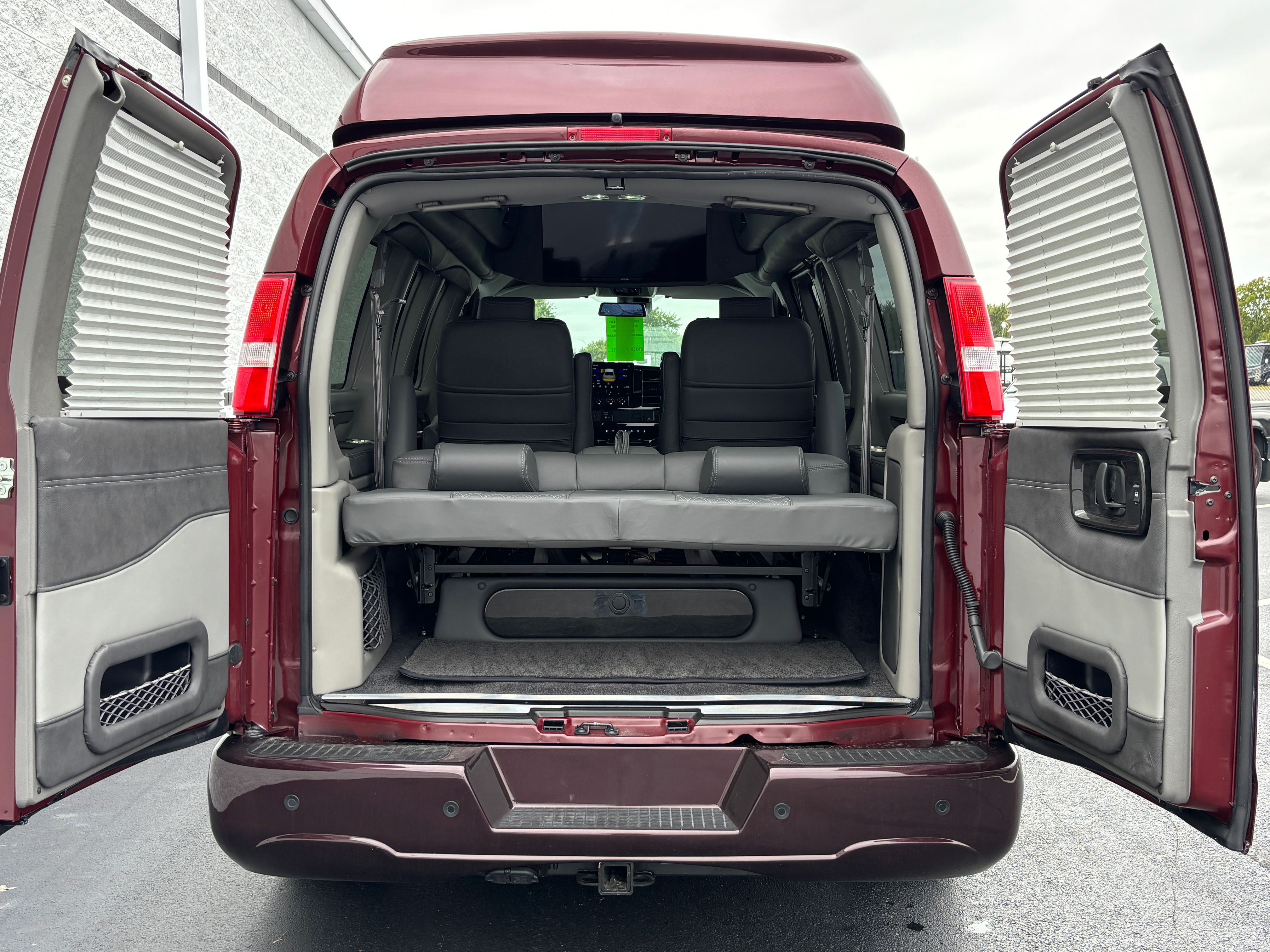 New 2026 Special Exterior Color GMC Explorer Limited SE image 12