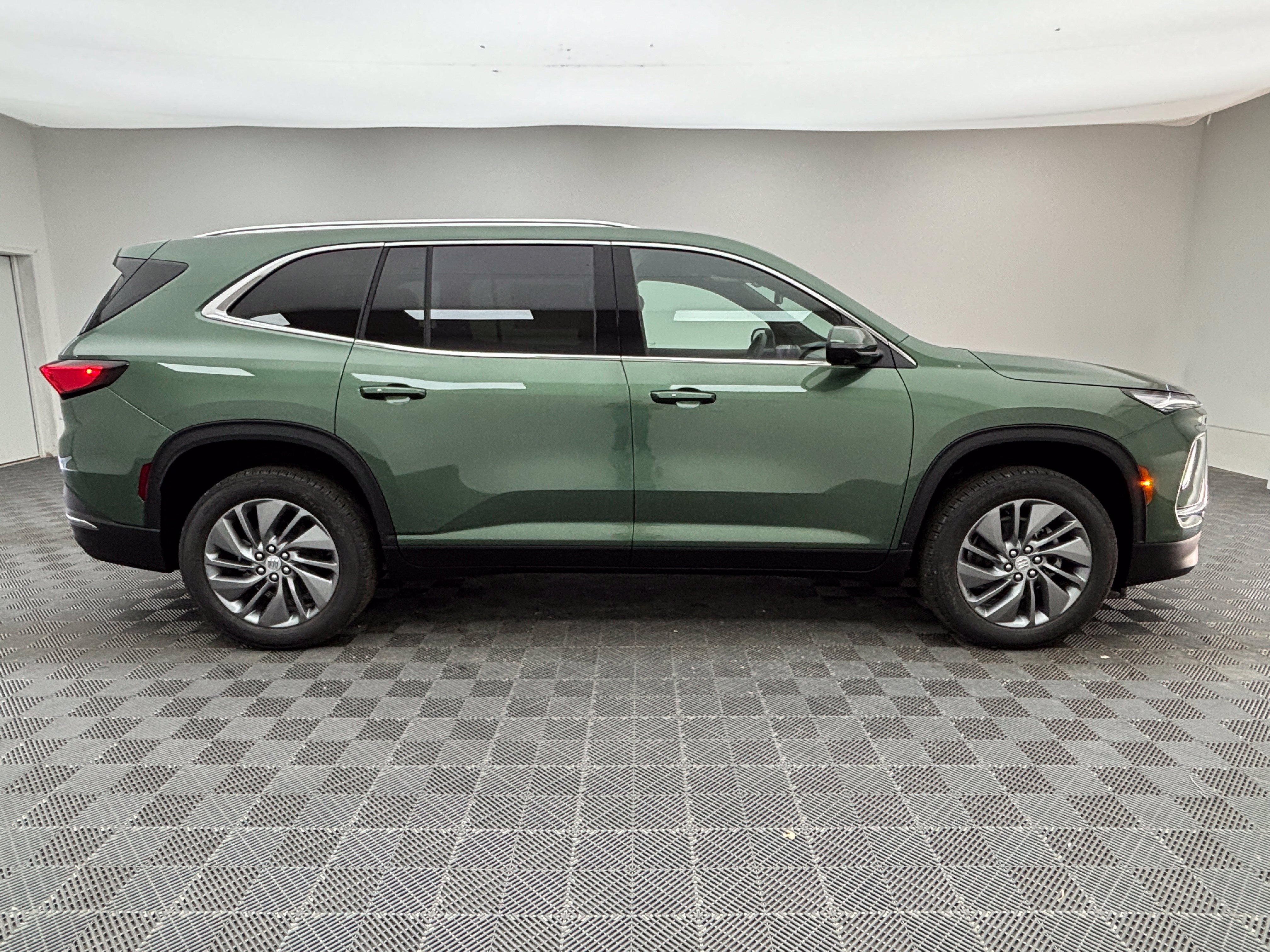 2027 Buick Enclave Preferred - Photo 9