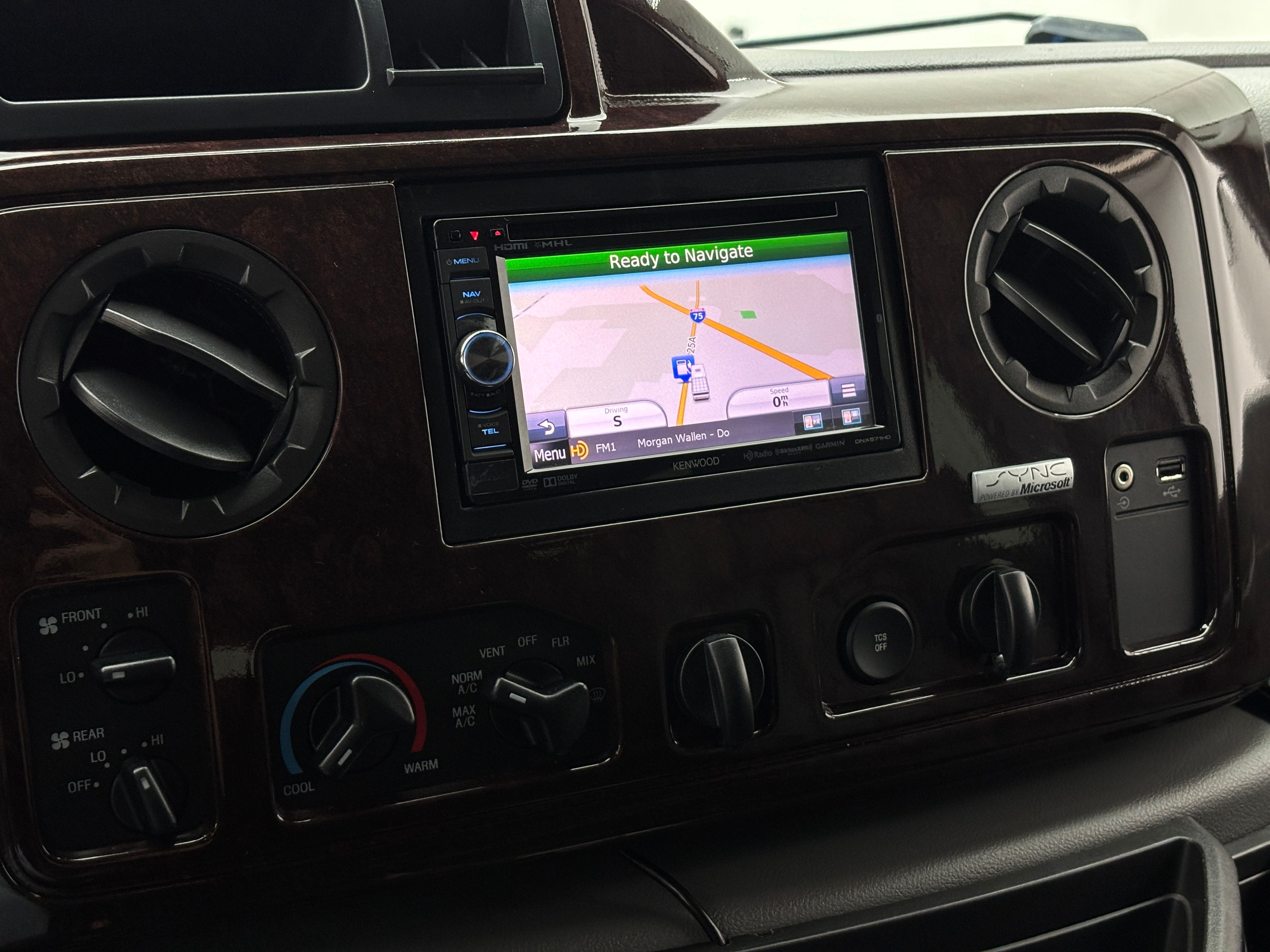 Used 2013 Ingot Silver Ford Explorer Limited SE image 32