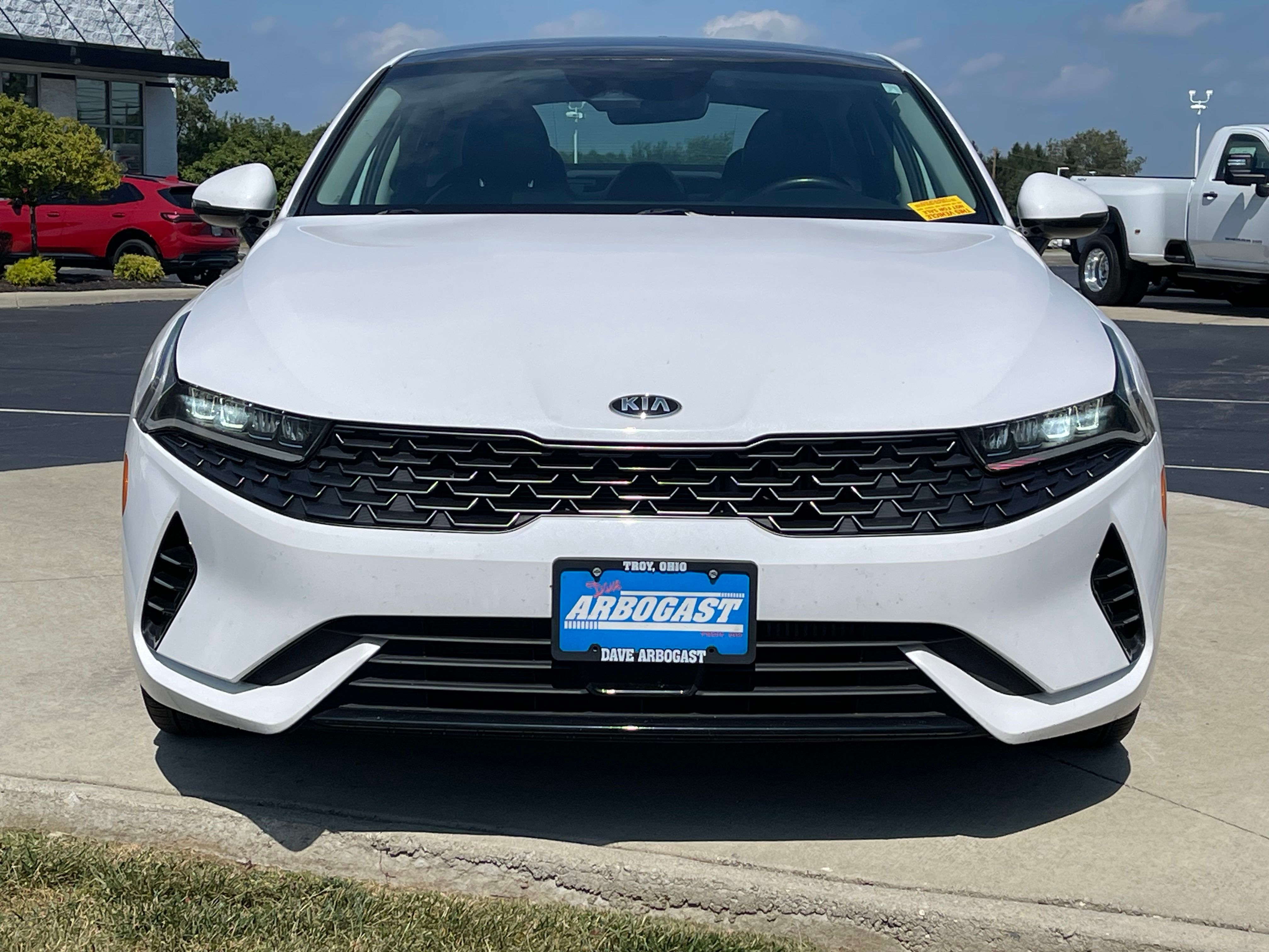 Used 2021 White Pearl Kia EX image 2